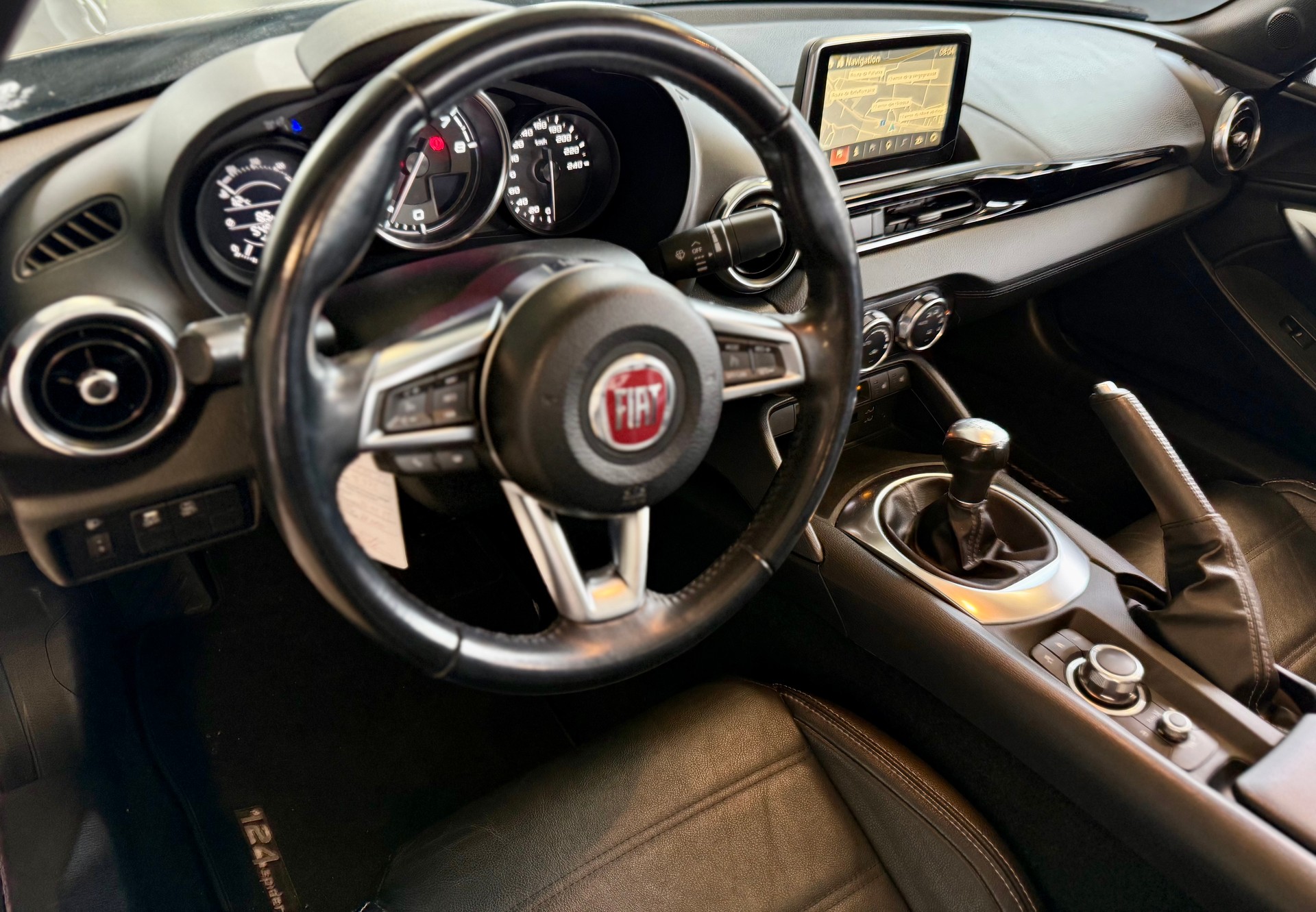 FIAT 124 Spider 1.4 TB Lusso-image-12