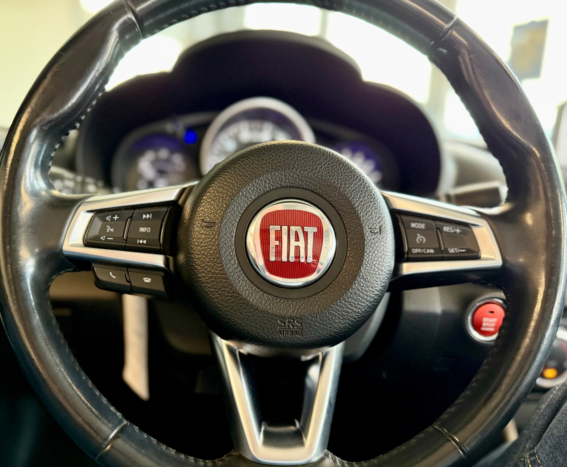 FIAT 124 Spider 1.4 TB Lusso-image-14