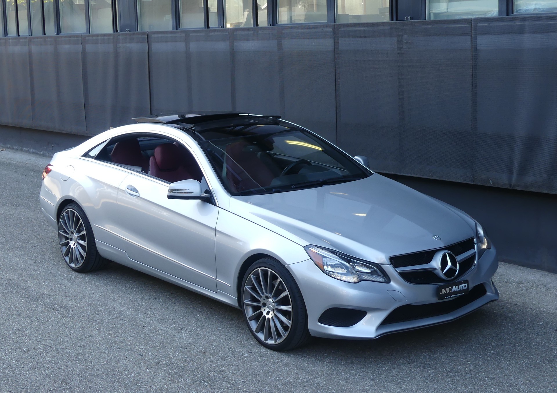 MERCEDES-BENZ E 400 4Matic 7G-Tronic-image-8