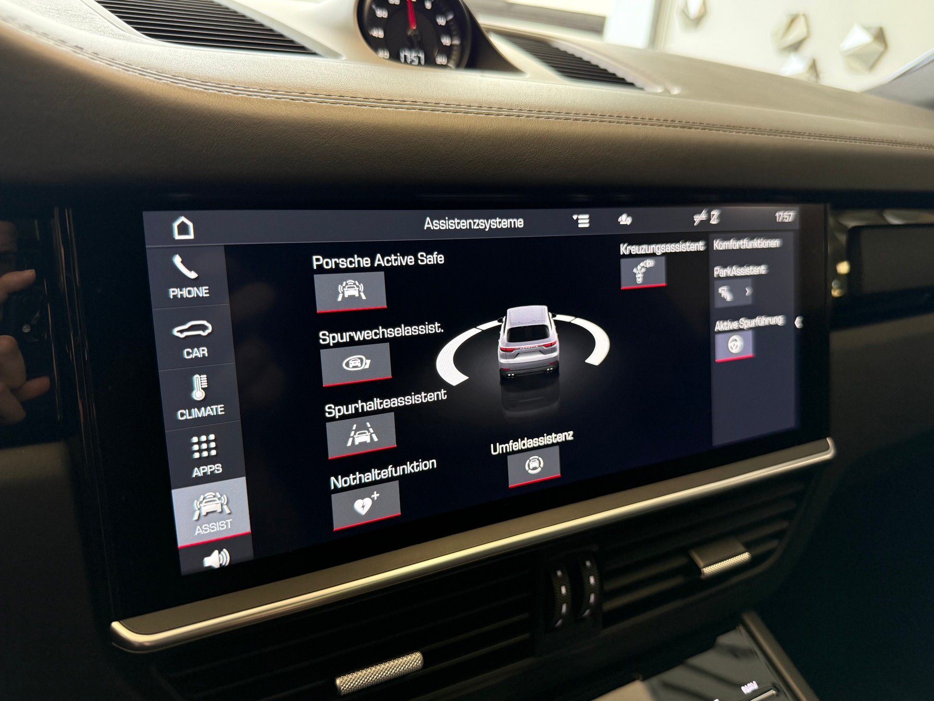PORSCHE Cayenne S-image-26
