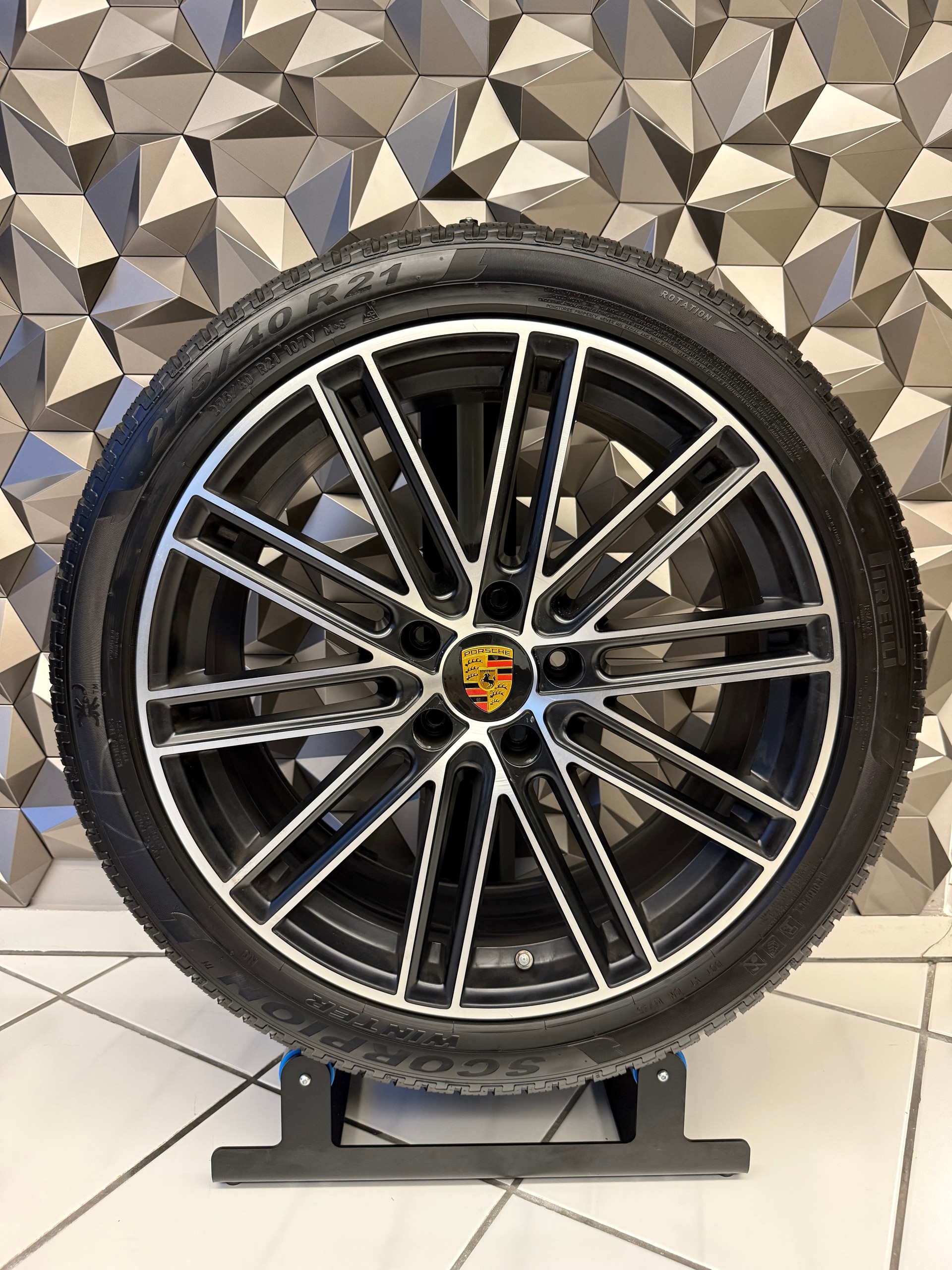 PORSCHE Cayenne S-image-40