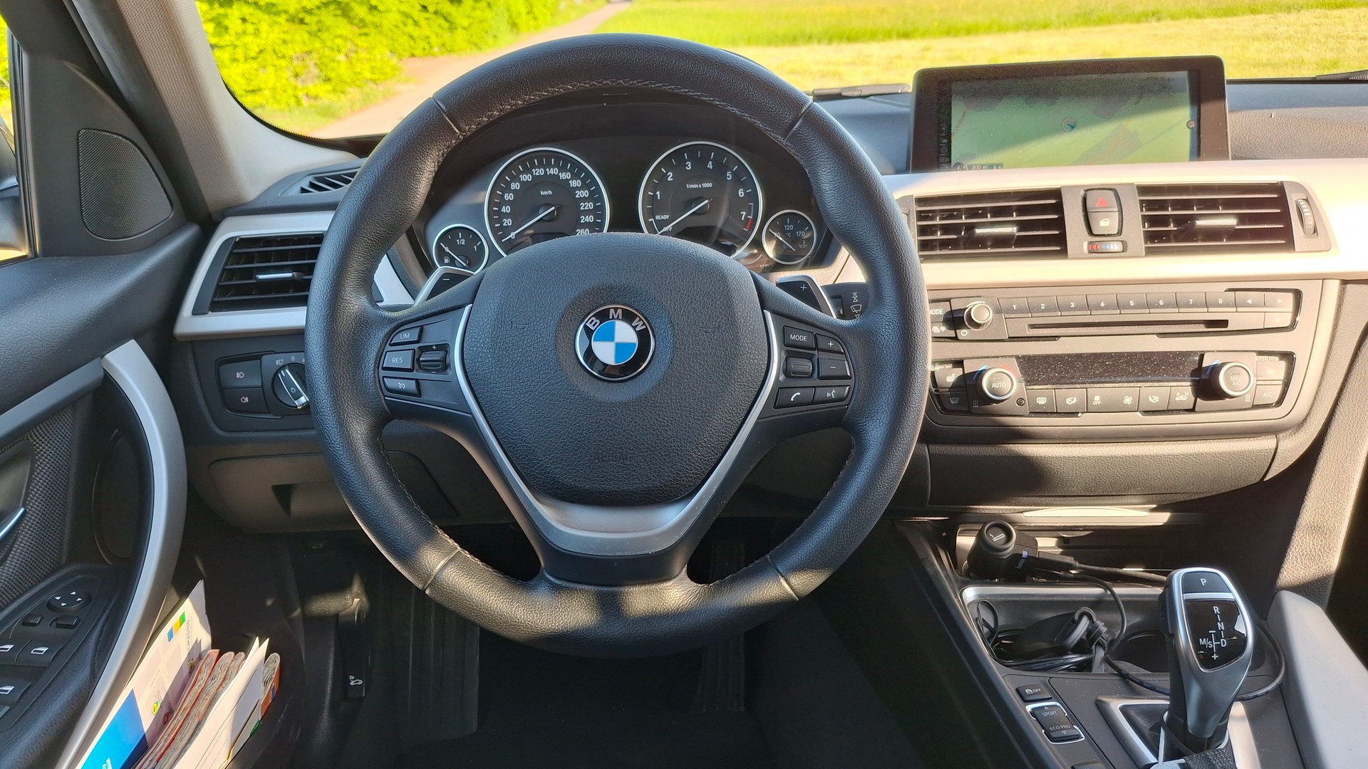 BMW 328i Touring Steptronic-image-5