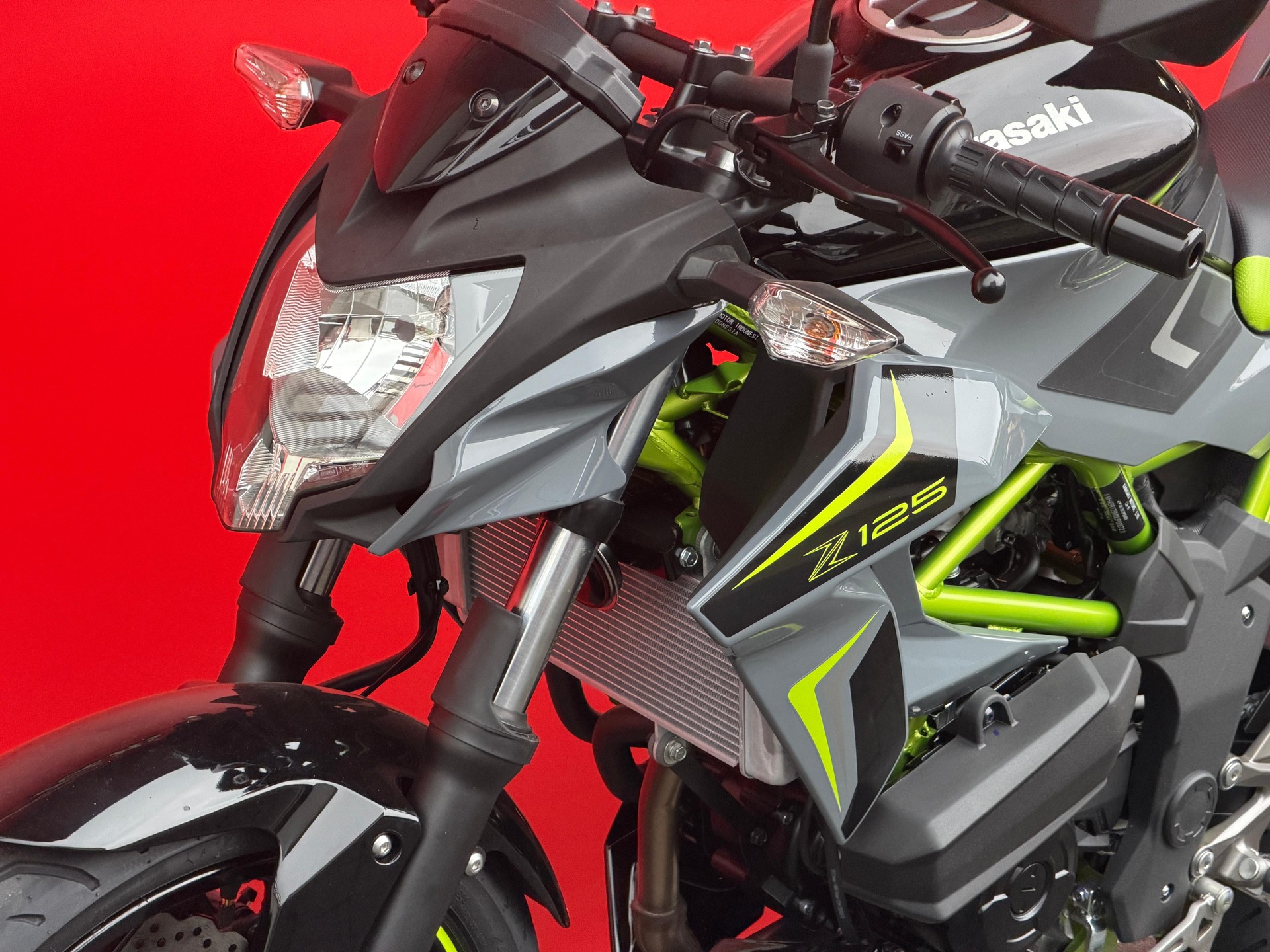KAWASAKI Z 125-image-4
