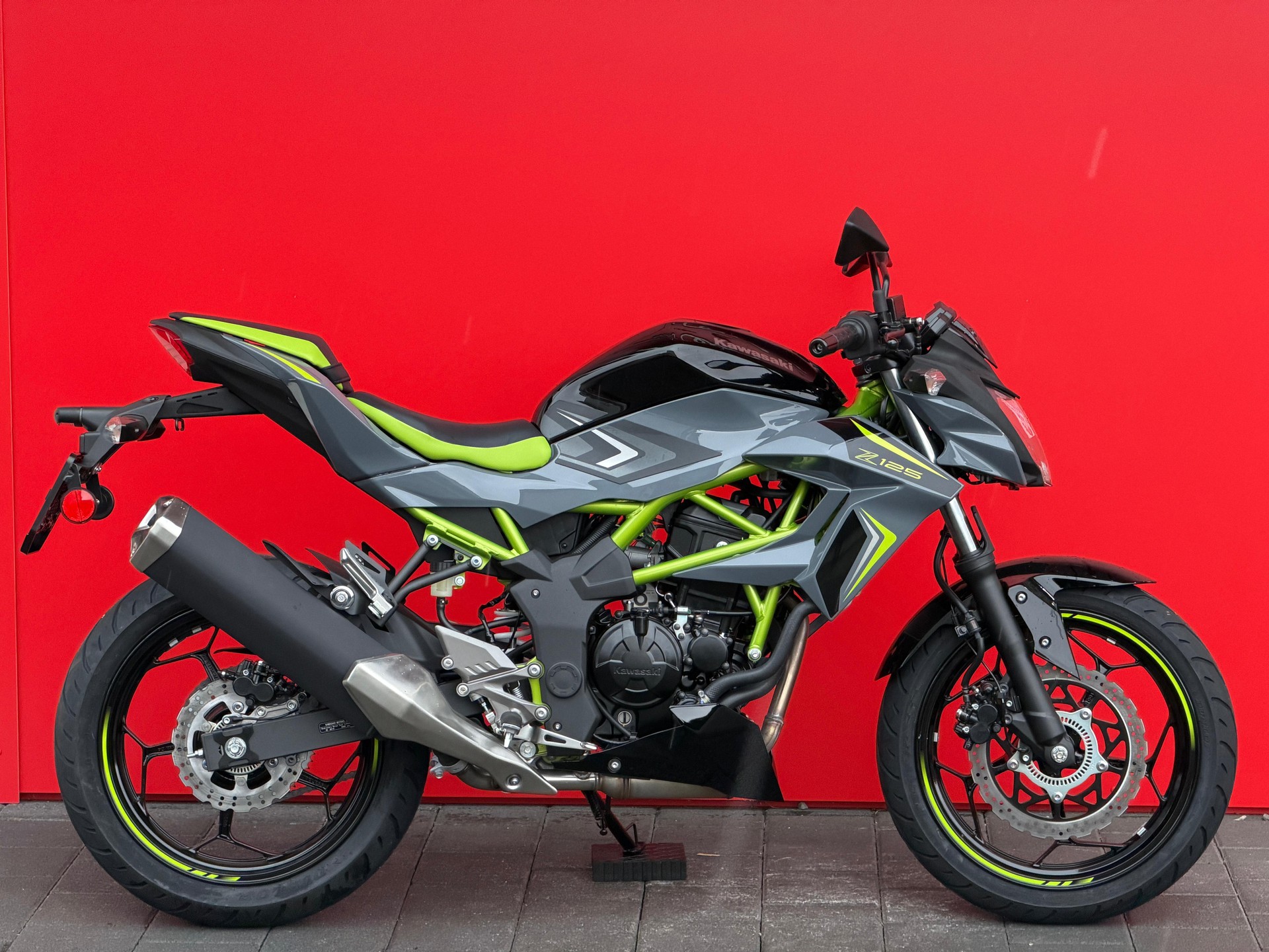 KAWASAKI Z 125-image-7