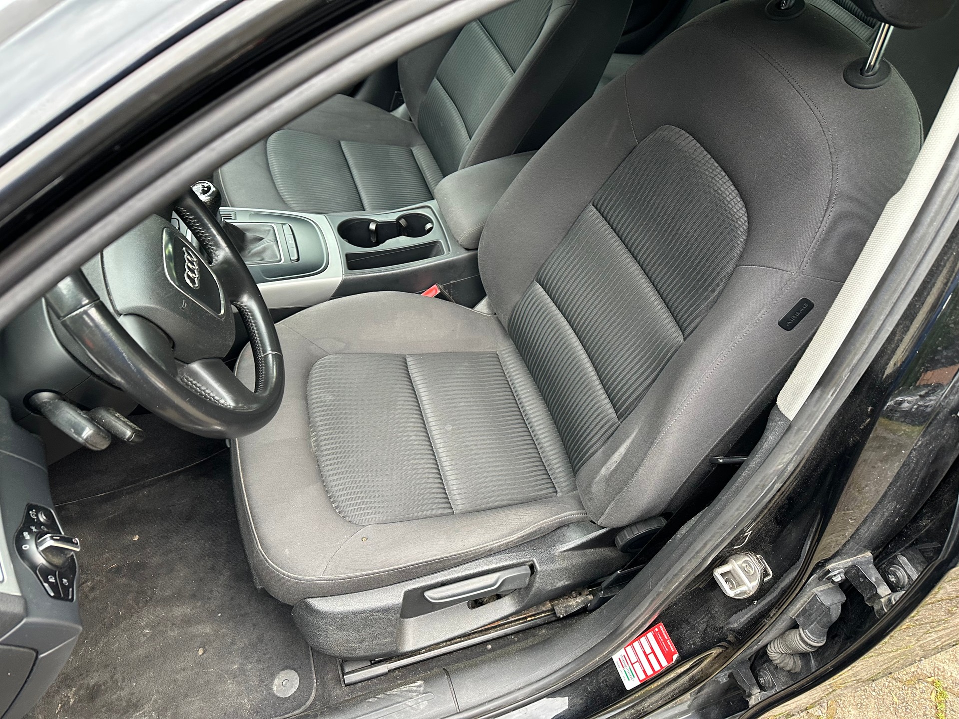 AUDI A4 Avant 1.8 TFSI FIXPREIS-image-11