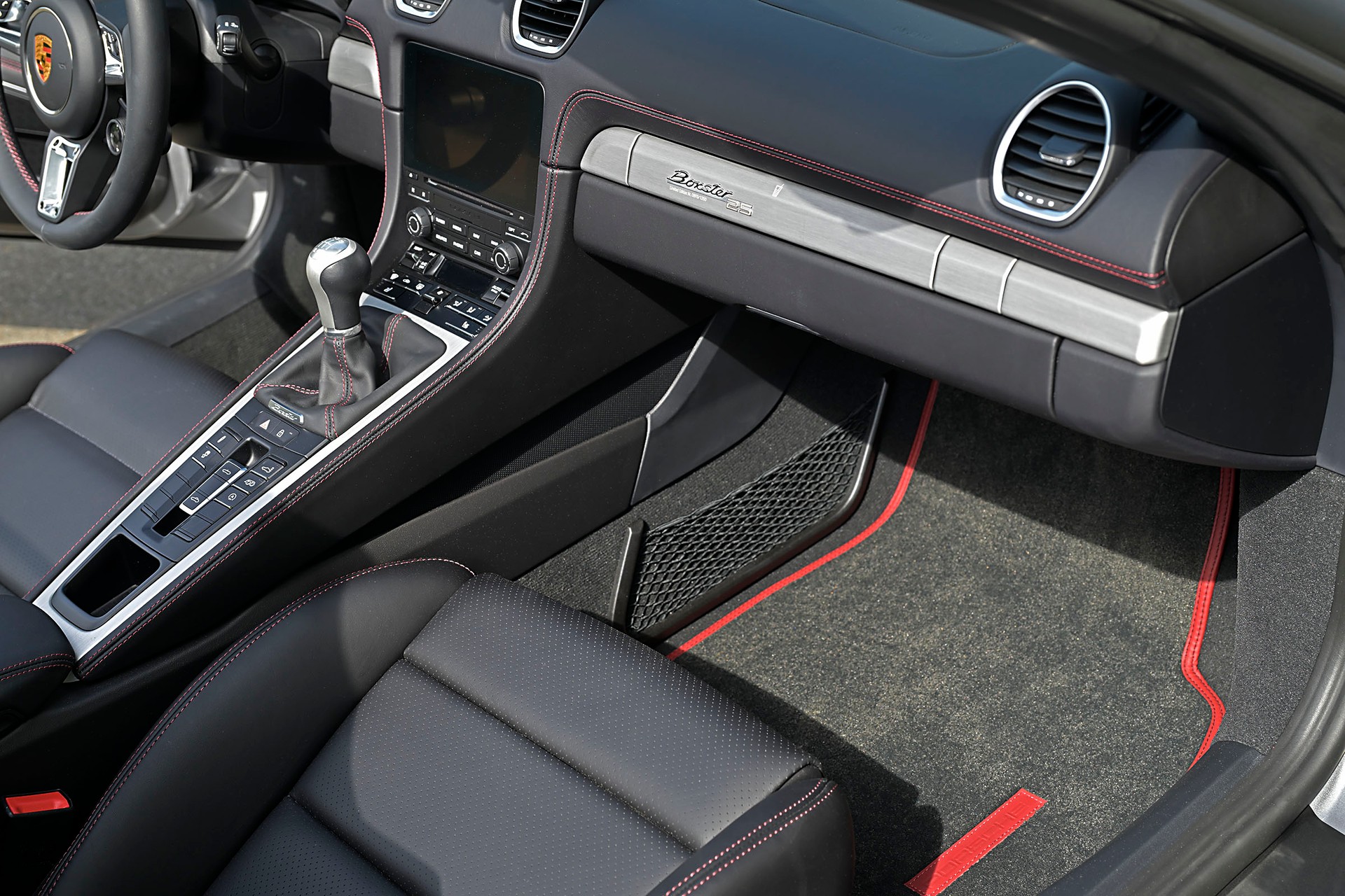 PORSCHE Boxster 25-image-16