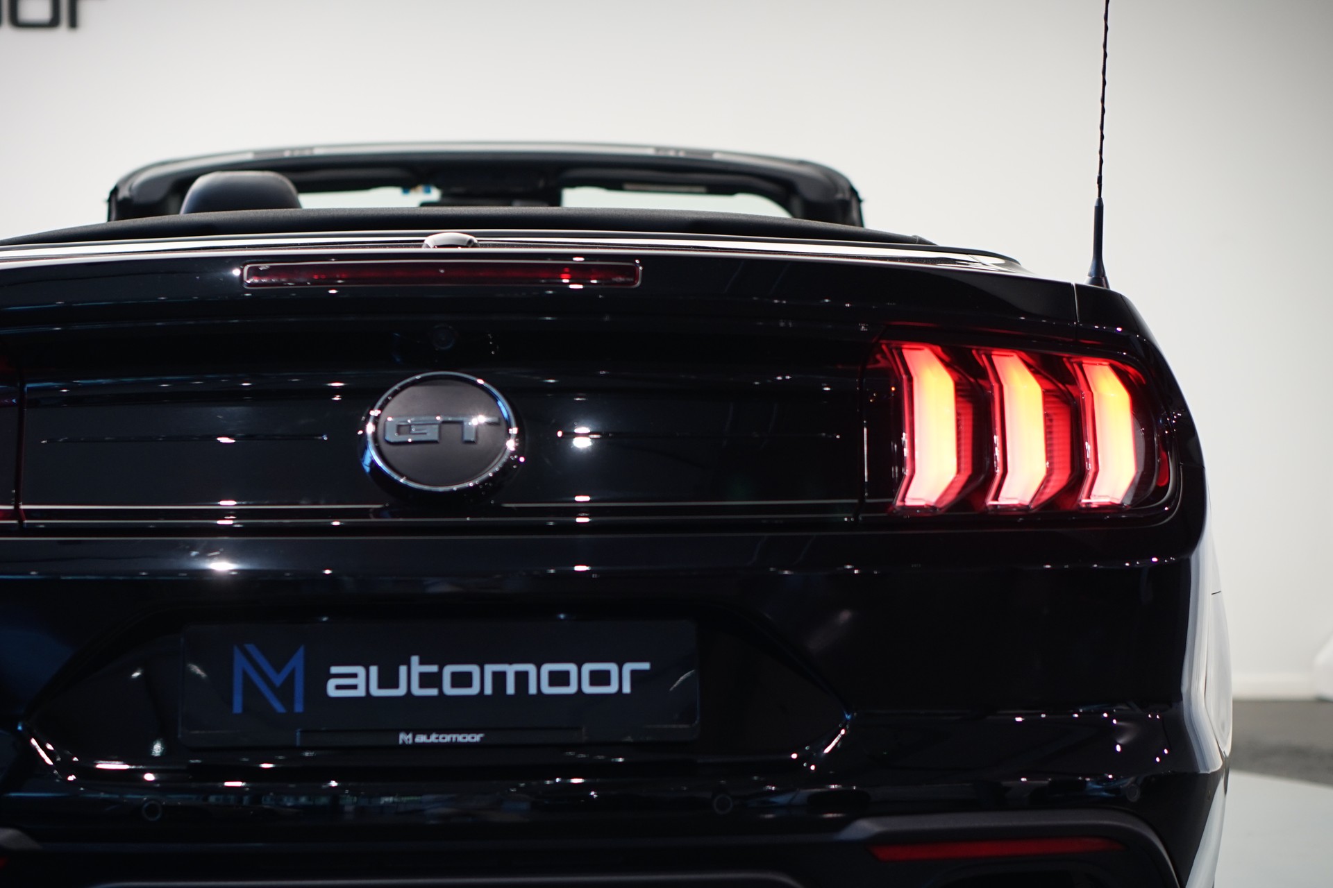 FORD Mustang Convertible 5.0 V8 GT Automat *CH-Fahrzeug*-image-34