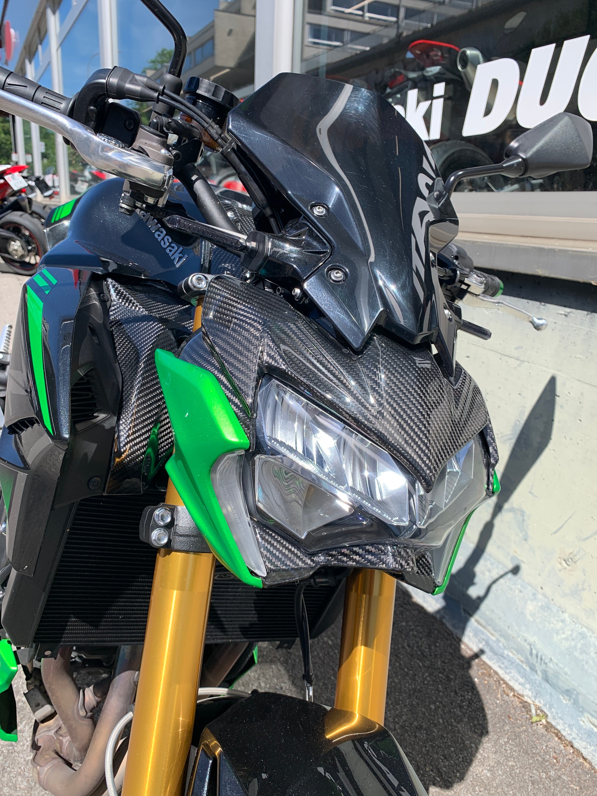KAWASAKI Z 900-image-4