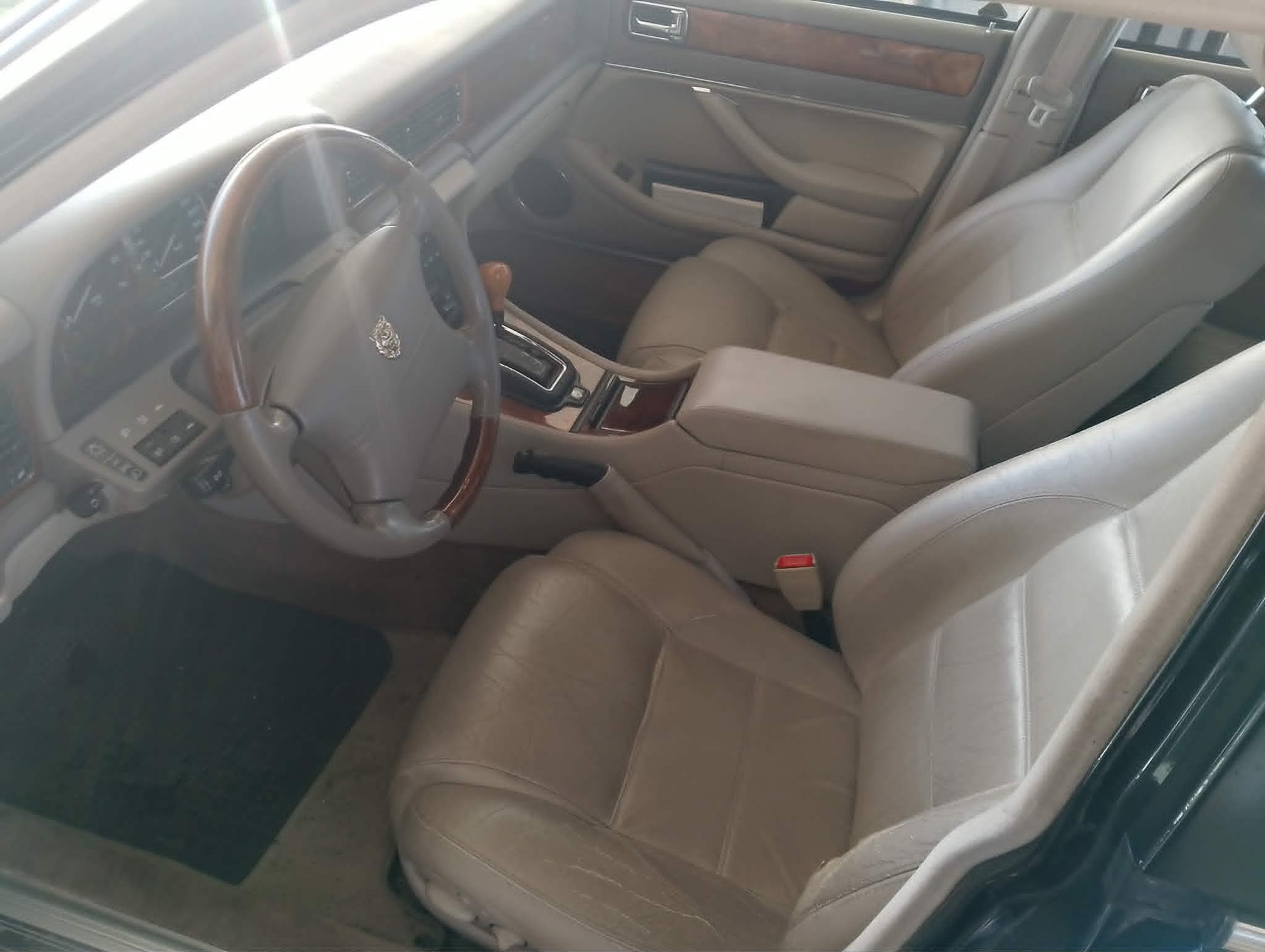 JAGUAR XJ 3.2 Executive-image-7