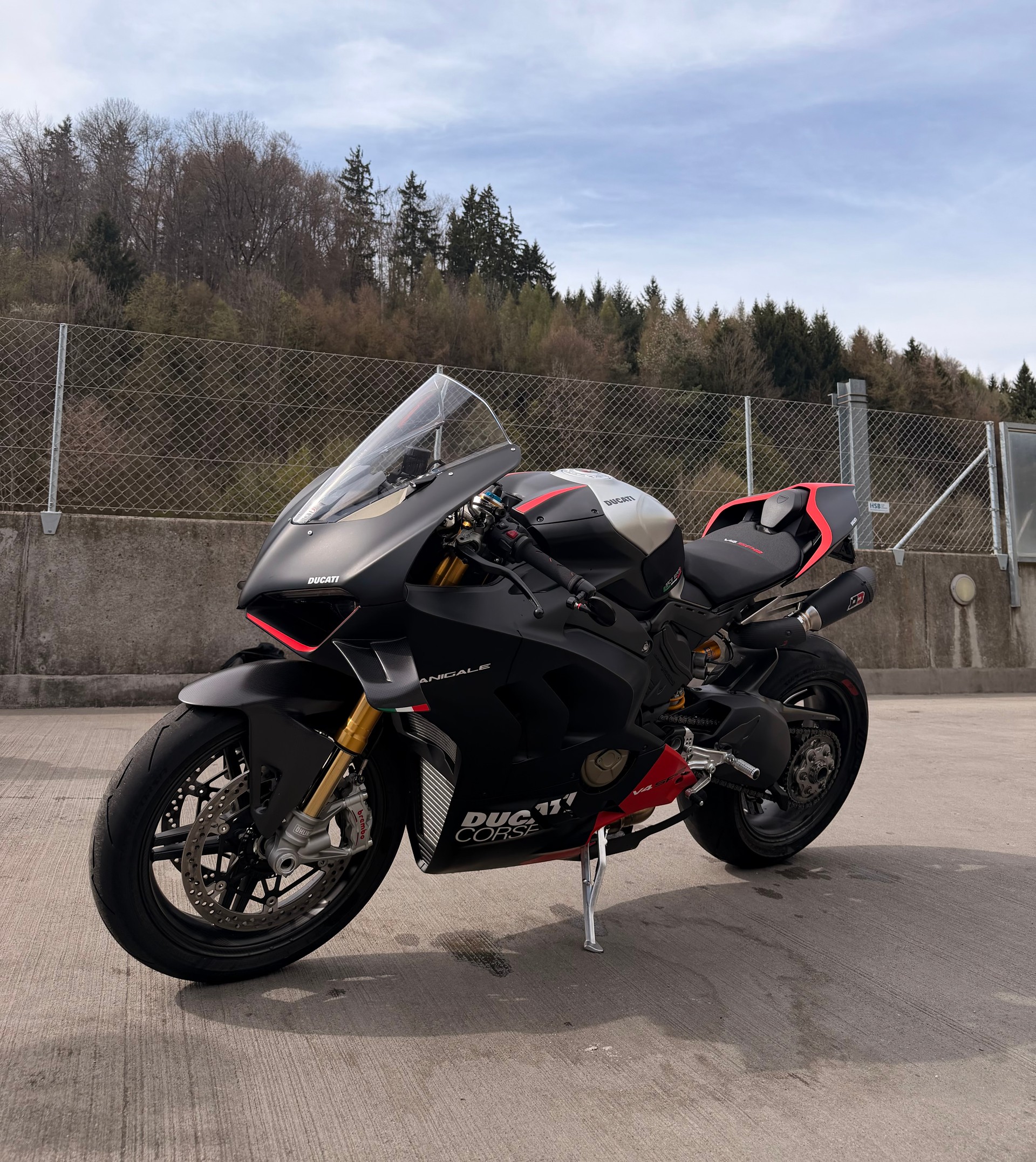 DUCATI Panigale V4 SP2-image-3