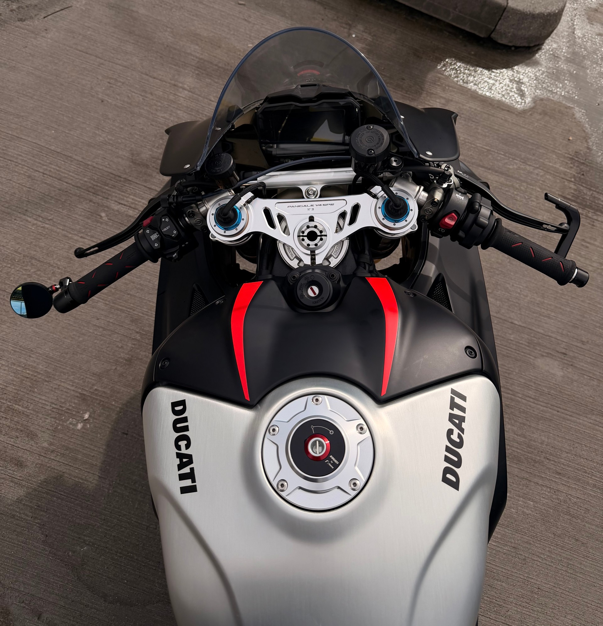 DUCATI Panigale V4 SP2-image-6