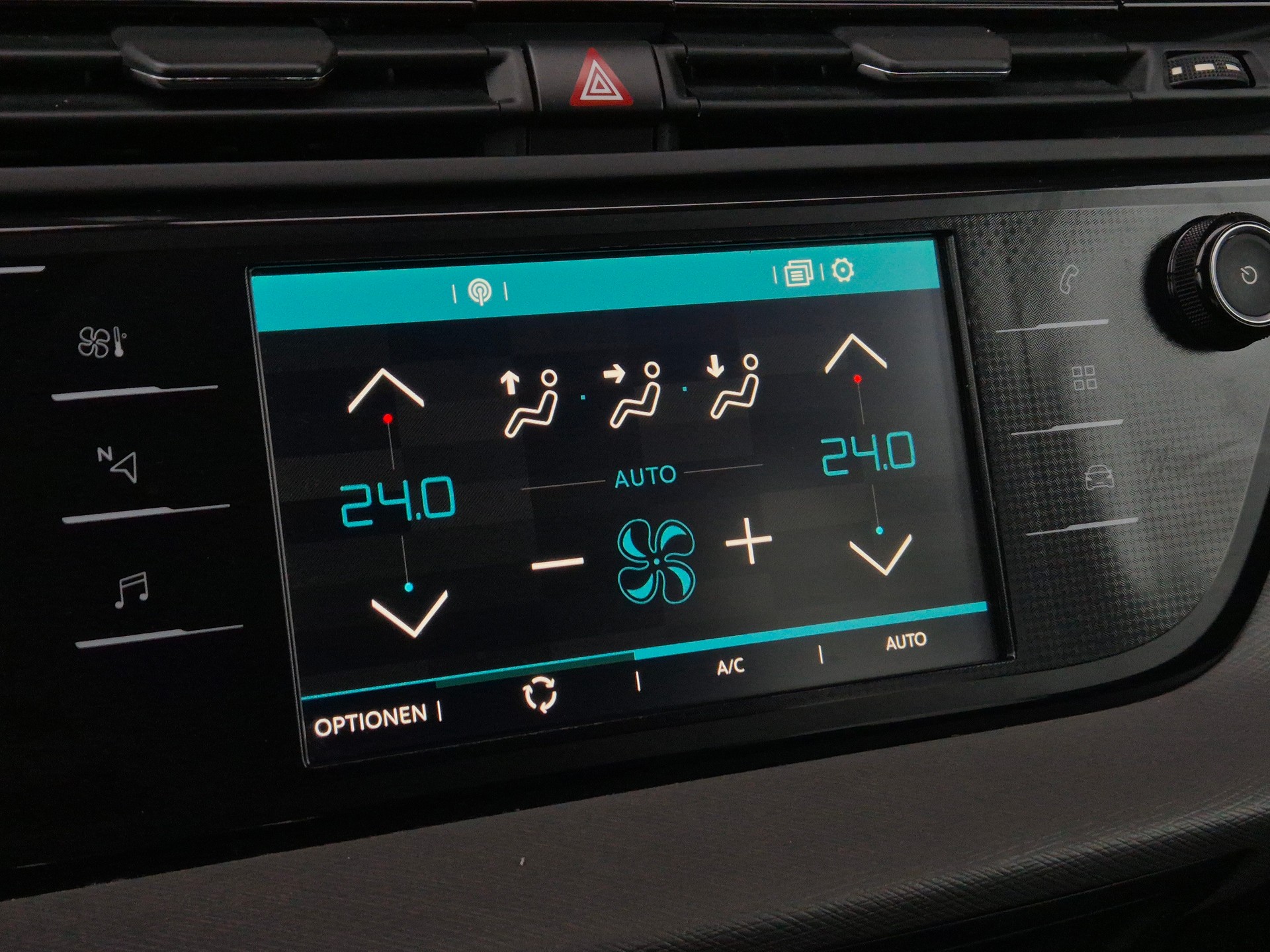 CITROEN C4 Picasso 1.2 Pure Tech Séduction-image-18