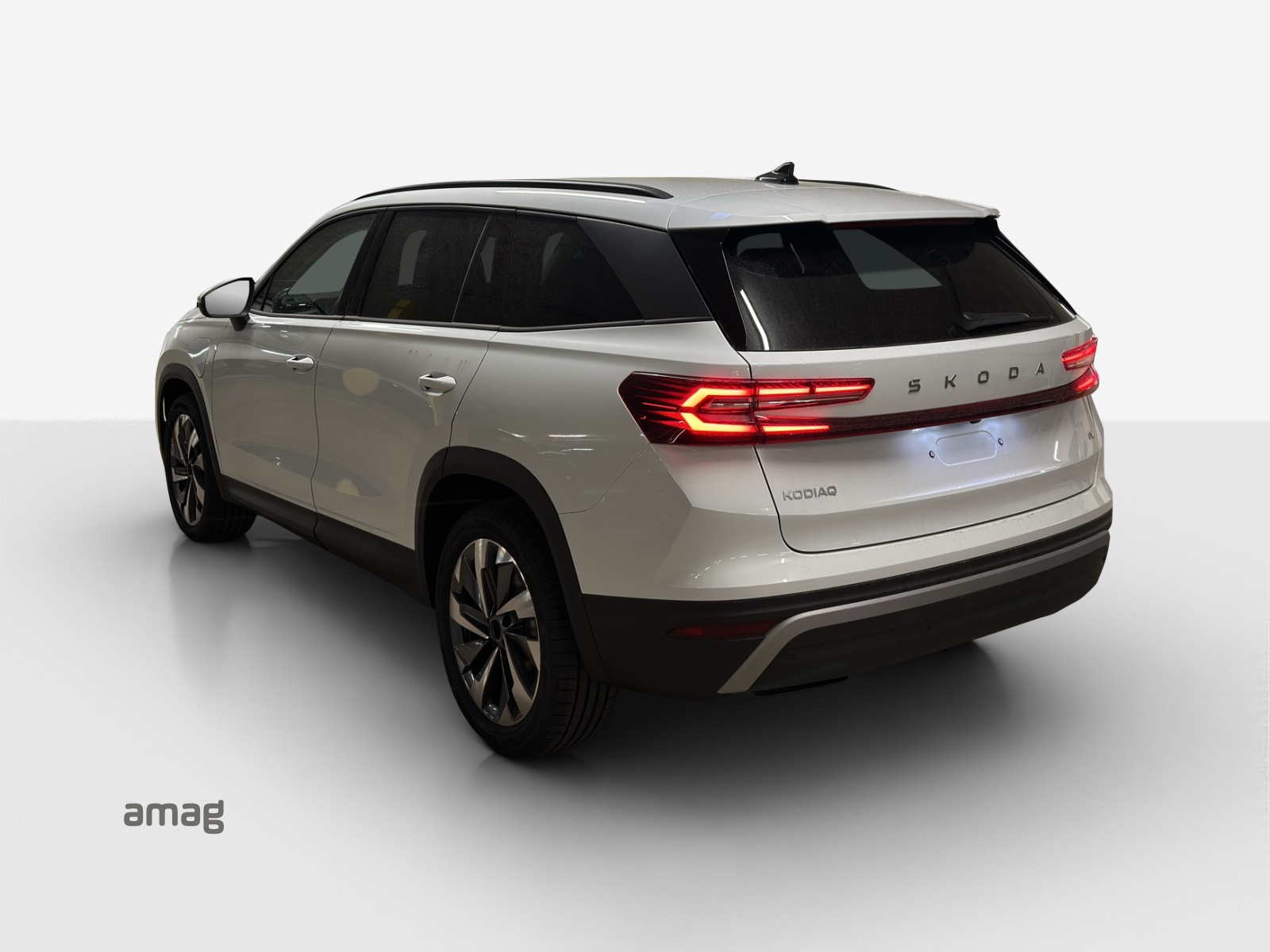 SKODA Kodiaq 1.5 TSI PHEV Selection-showroom-element-2