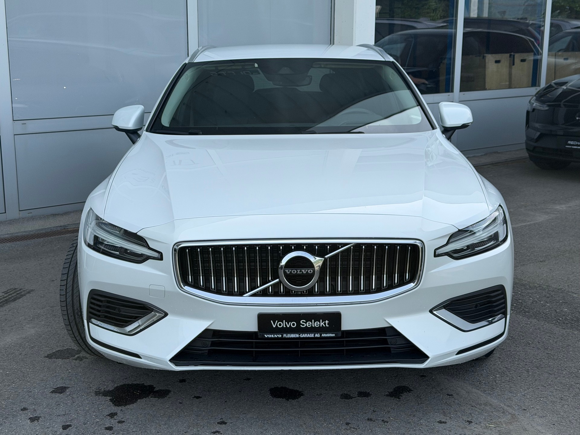VOLVO V60 T6 eAWD Twin Engine Inscription Geartronic-image-20