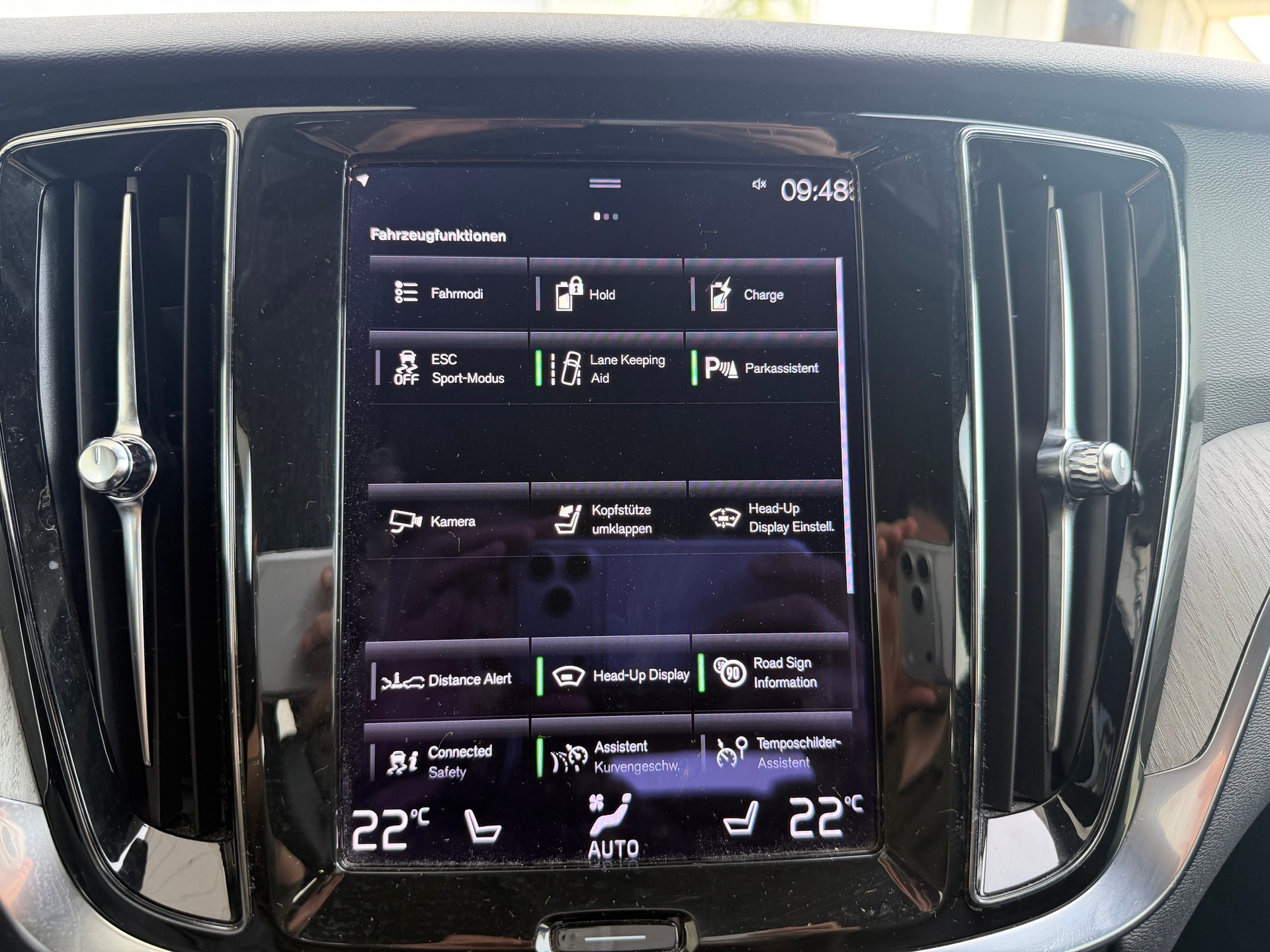 VOLVO V60 T6 eAWD Twin Engine Inscription Geartronic-image-12
