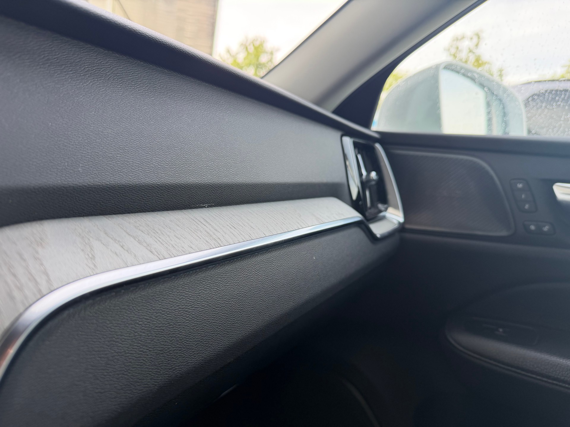 VOLVO V60 T6 eAWD Twin Engine Inscription Geartronic-image-9