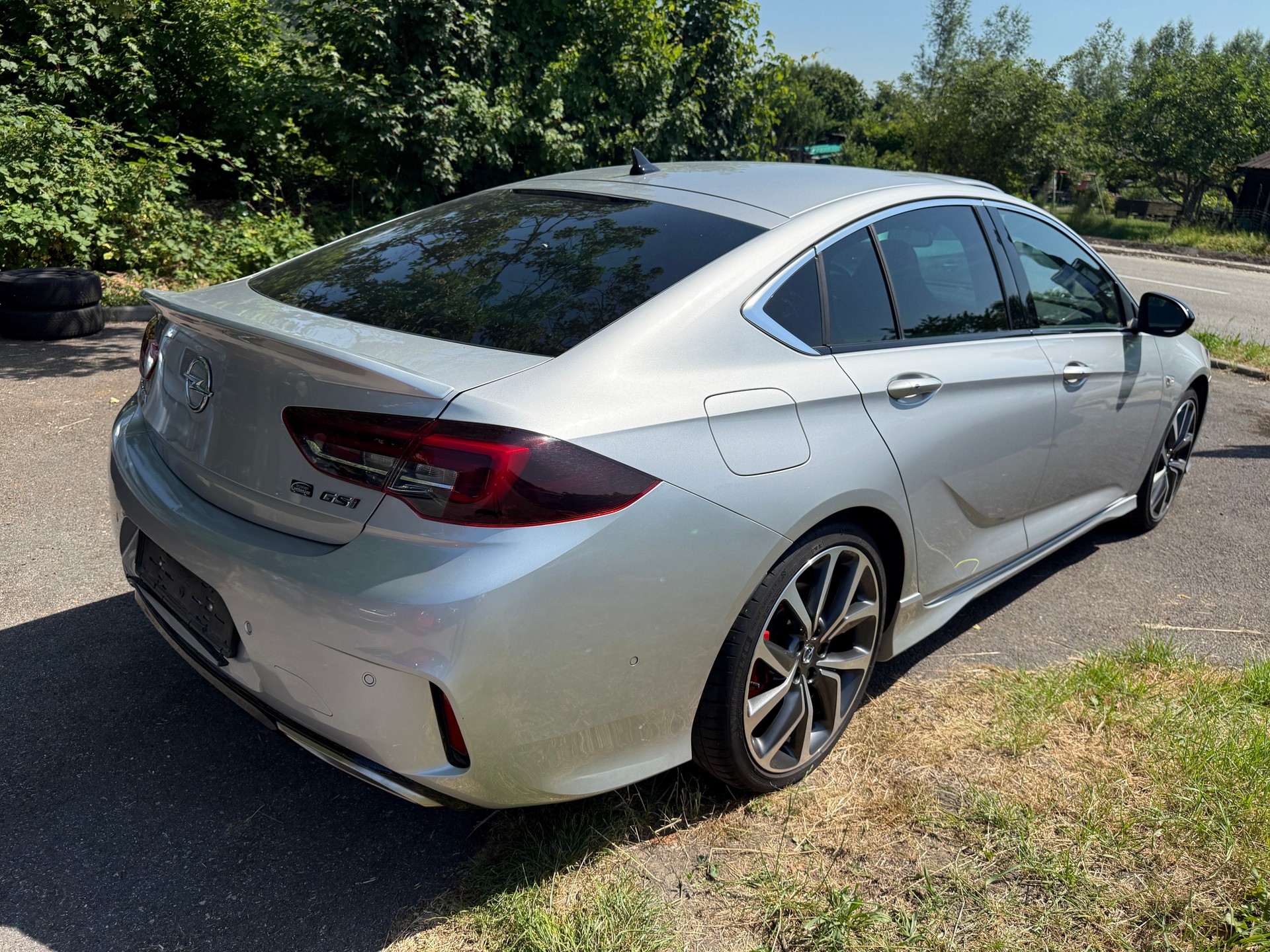 OPEL Insignia 2.0 T GSi 4WD Automatic-image-6