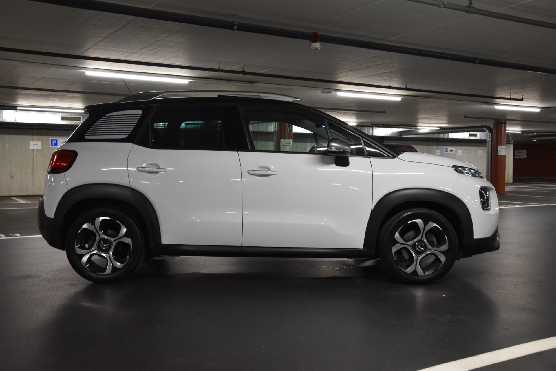 CITROEN C3 Aircross 1.2i PureTech Feel-image-9