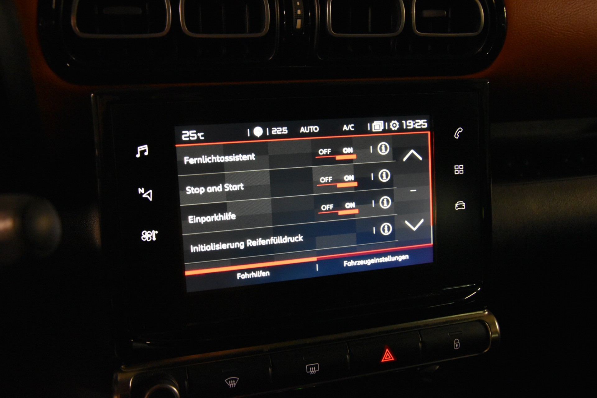 CITROEN C3 Aircross 1.2i PureTech Feel-image-19
