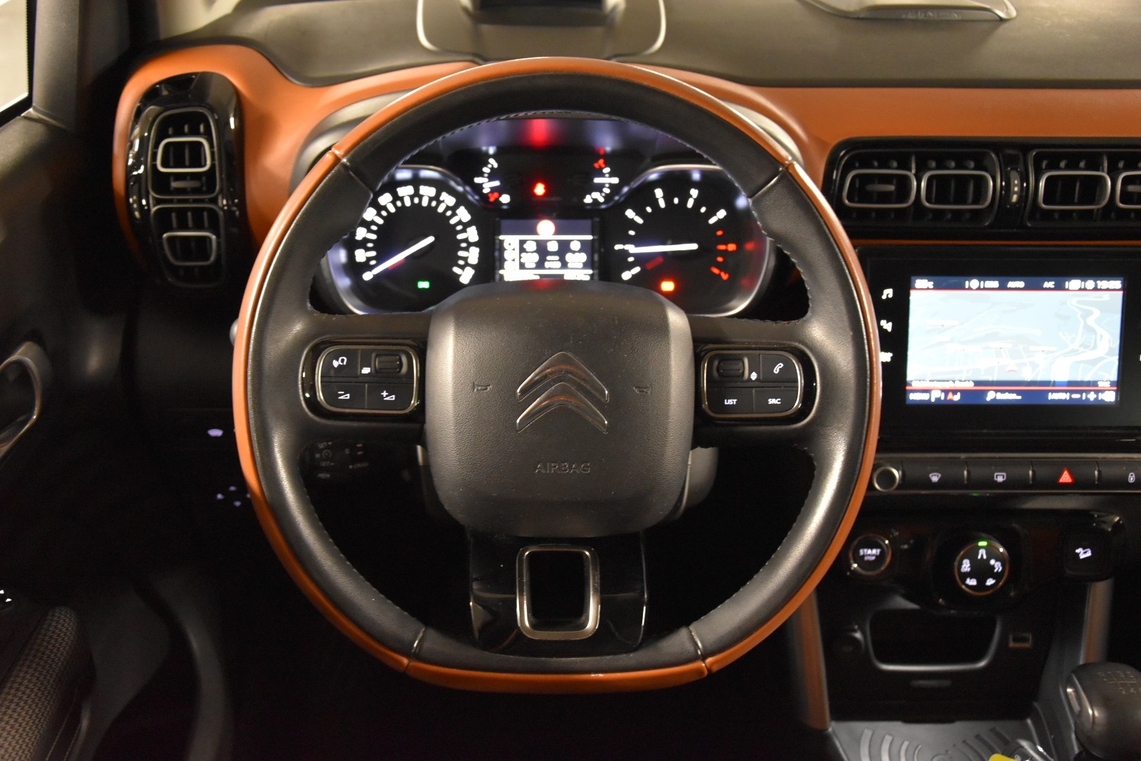 CITROEN C3 Aircross 1.2i PureTech Feel-image-12