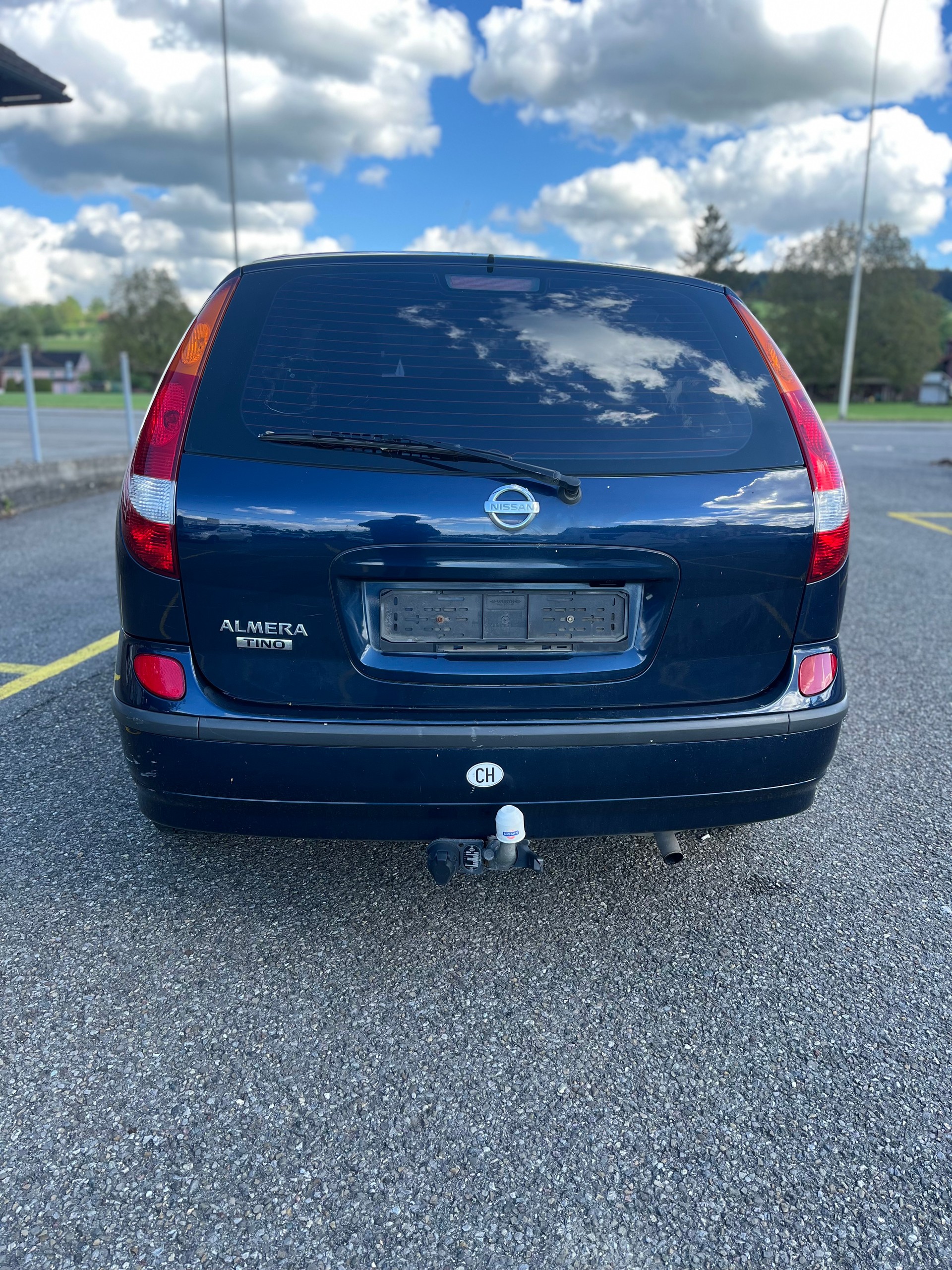 NISSAN Nissan Almera Tino Automat Benzin Jg.2004 mit Klimaanlage-image-14