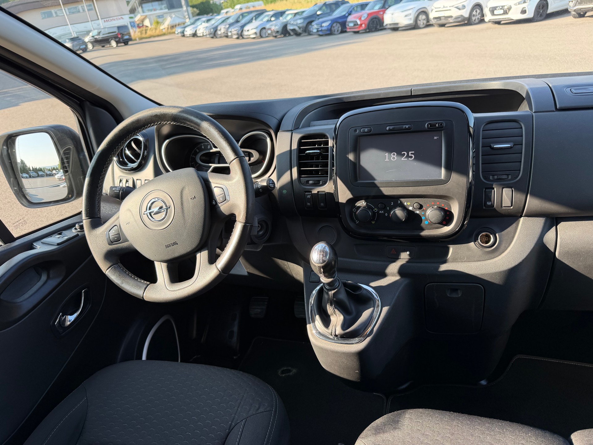 OPEL Vivaro 1.6 CDTI 2.9t L2H1-image-14