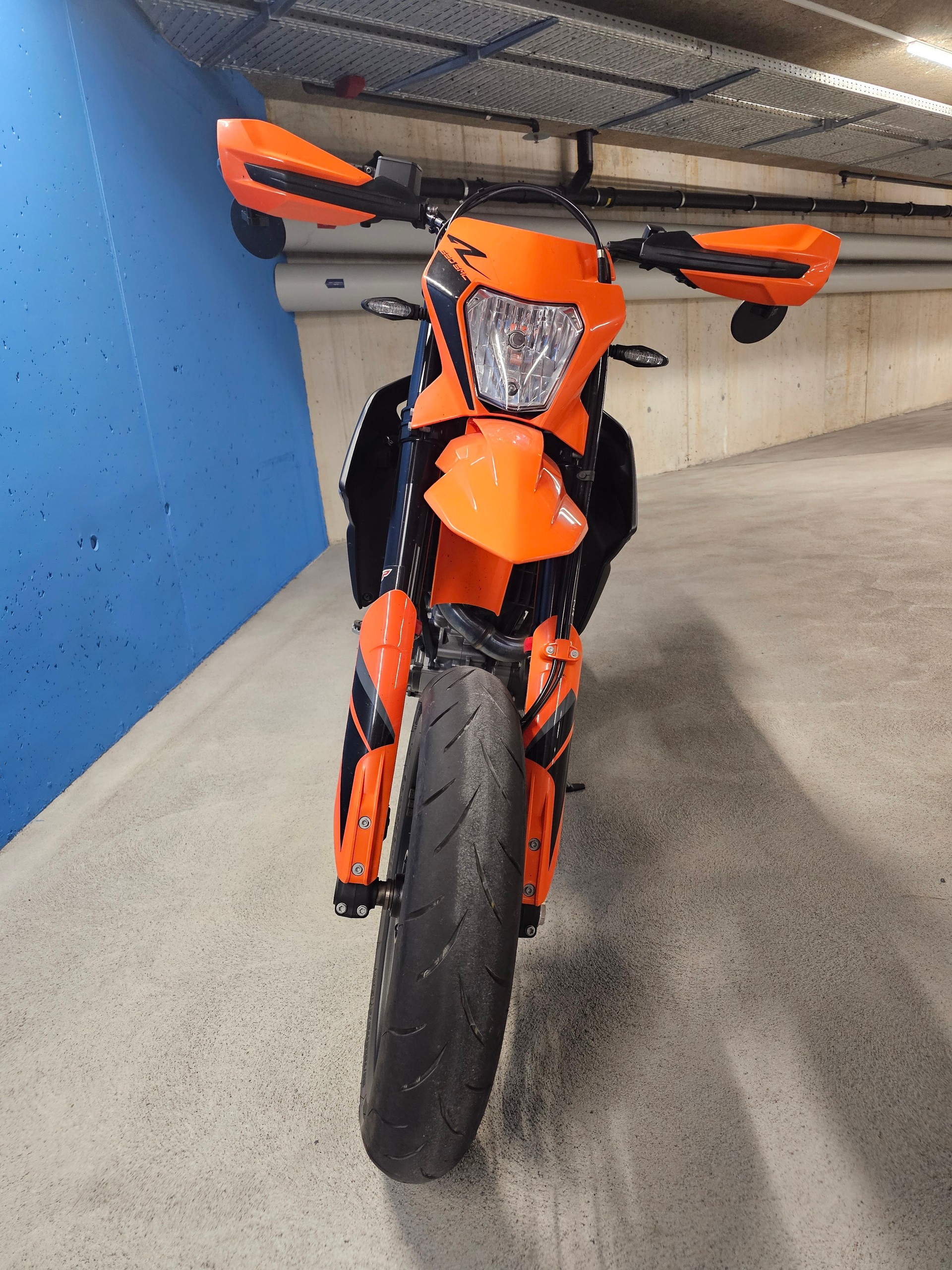 KTM 690 SMC R-image-1