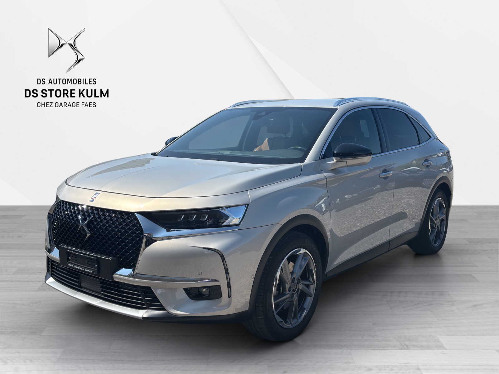 DS AUTOMOBILES DS7 Crossback 1.6 E-Tense Rivo-showroom-element-1