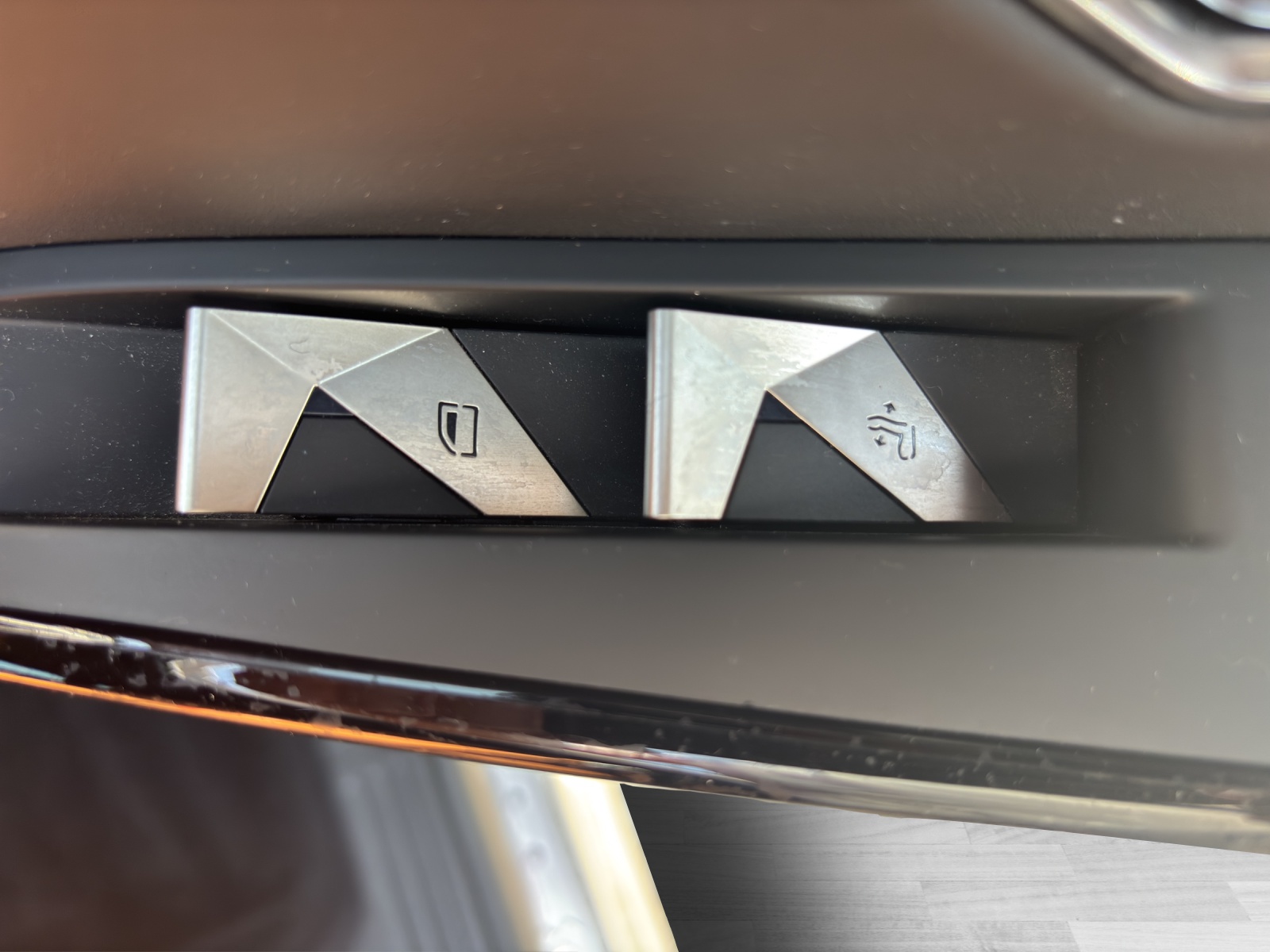 DS AUTOMOBILES DS7 Crossback 1.6 E-Tense Rivo-image-15