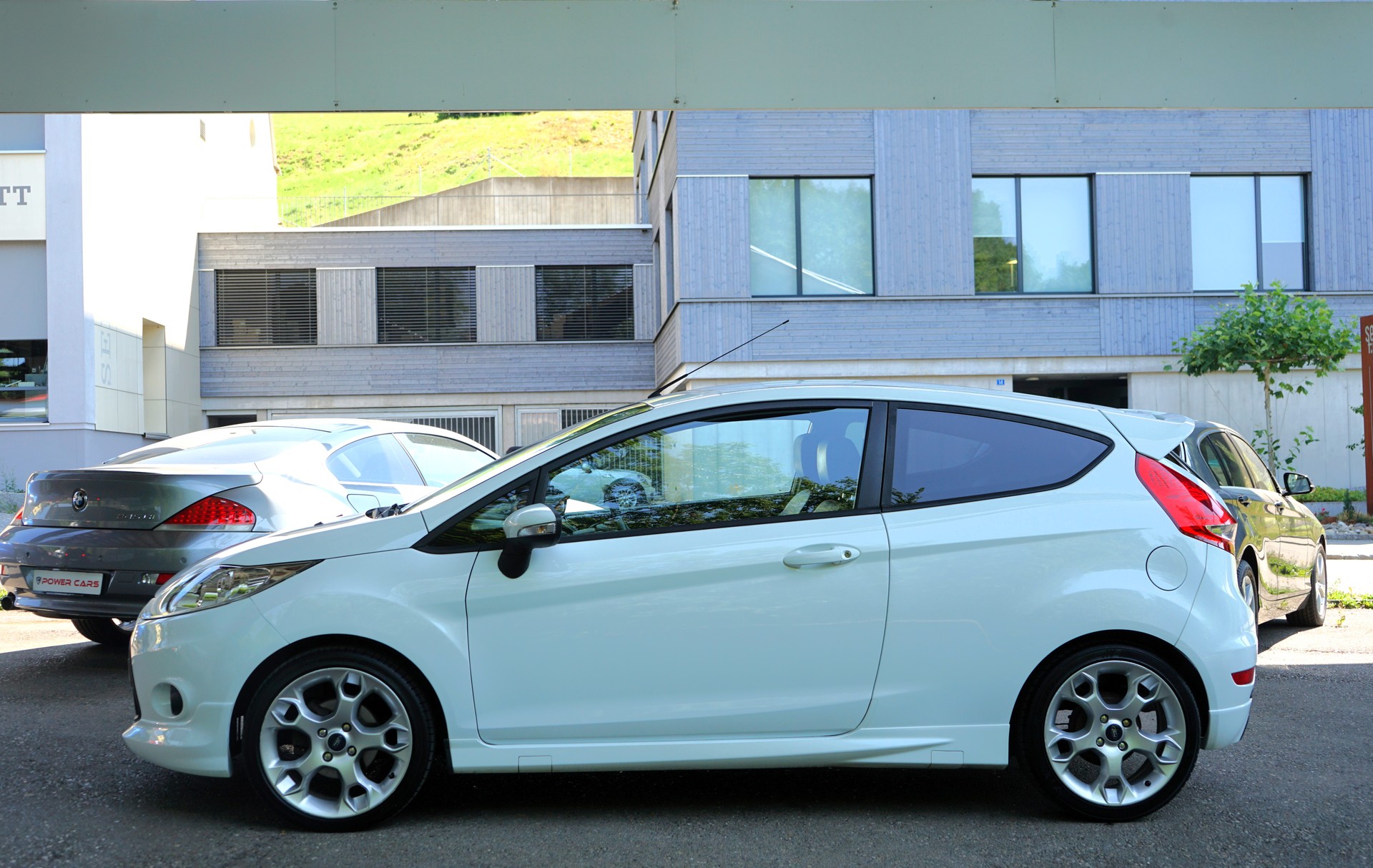 FORD Fiesta 1.6 16V Sport-showroom-element-2