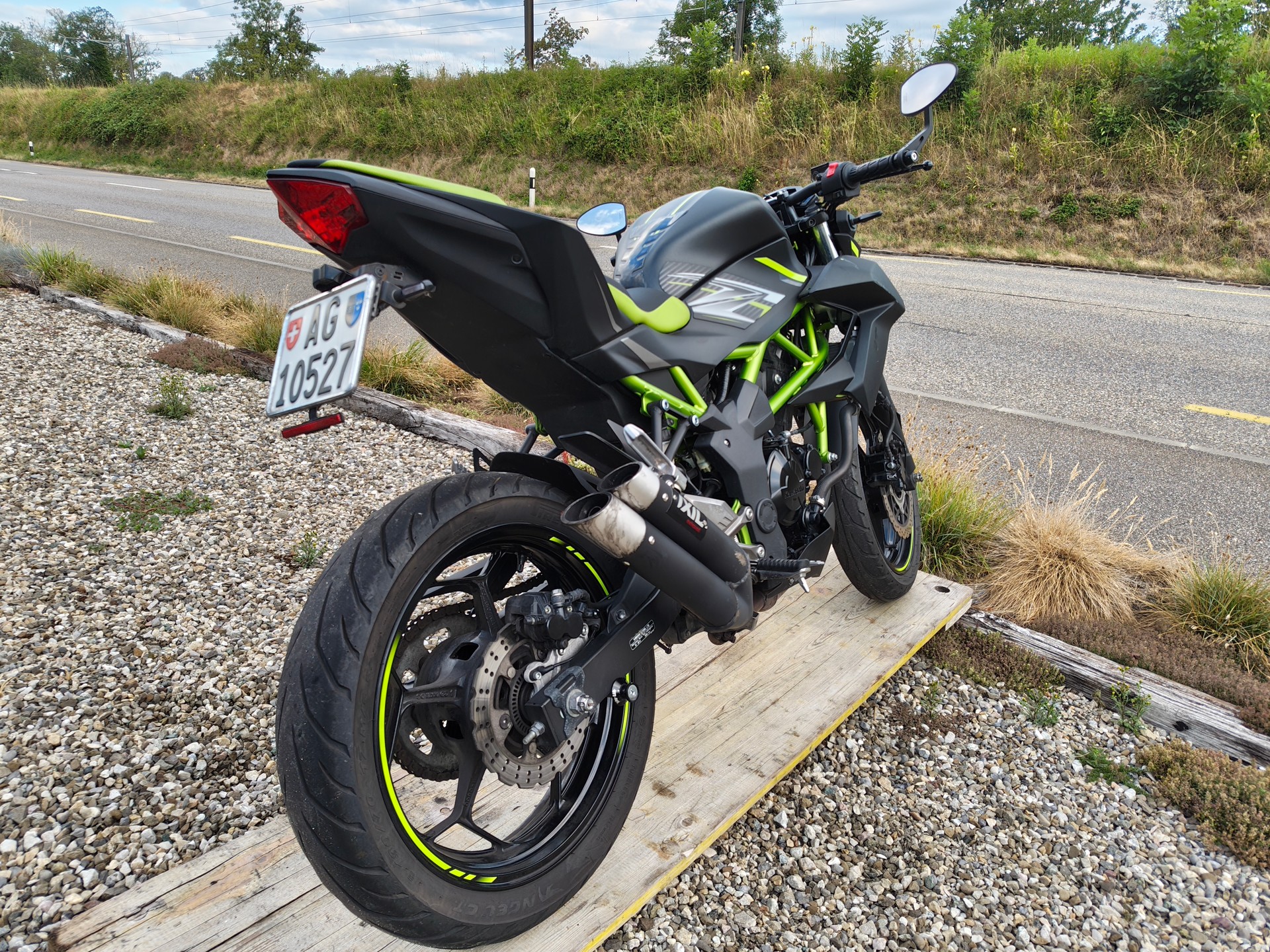 KAWASAKI Z 125-image-2