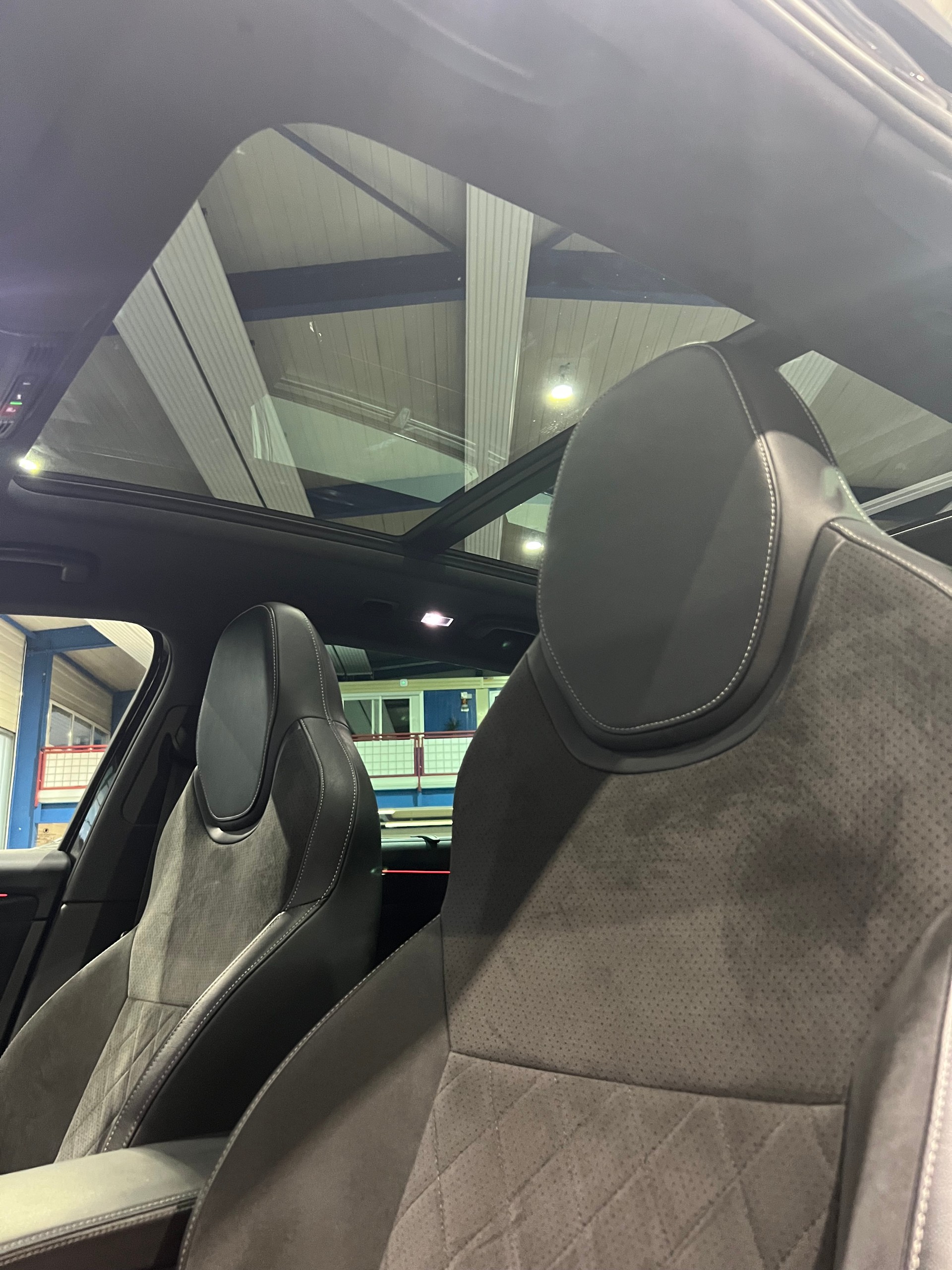 SKODA Superb Combi 2.0 TSI SportLine+ DSG 4x4**StHz,Panodach,AHK,Tempomat ACC,Frisch ab MFK**-image-10