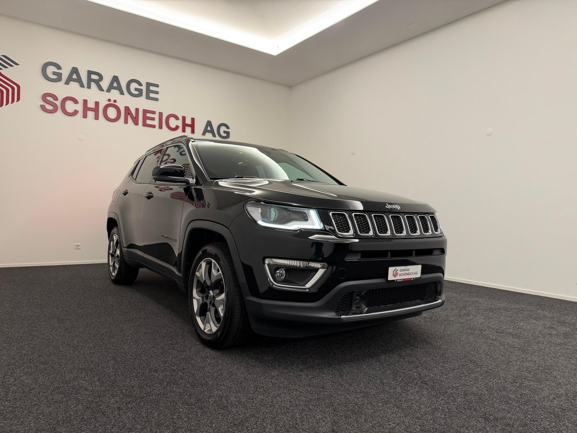 JEEP Compass 2.0 CRD Limited AWD-showroom-element-2
