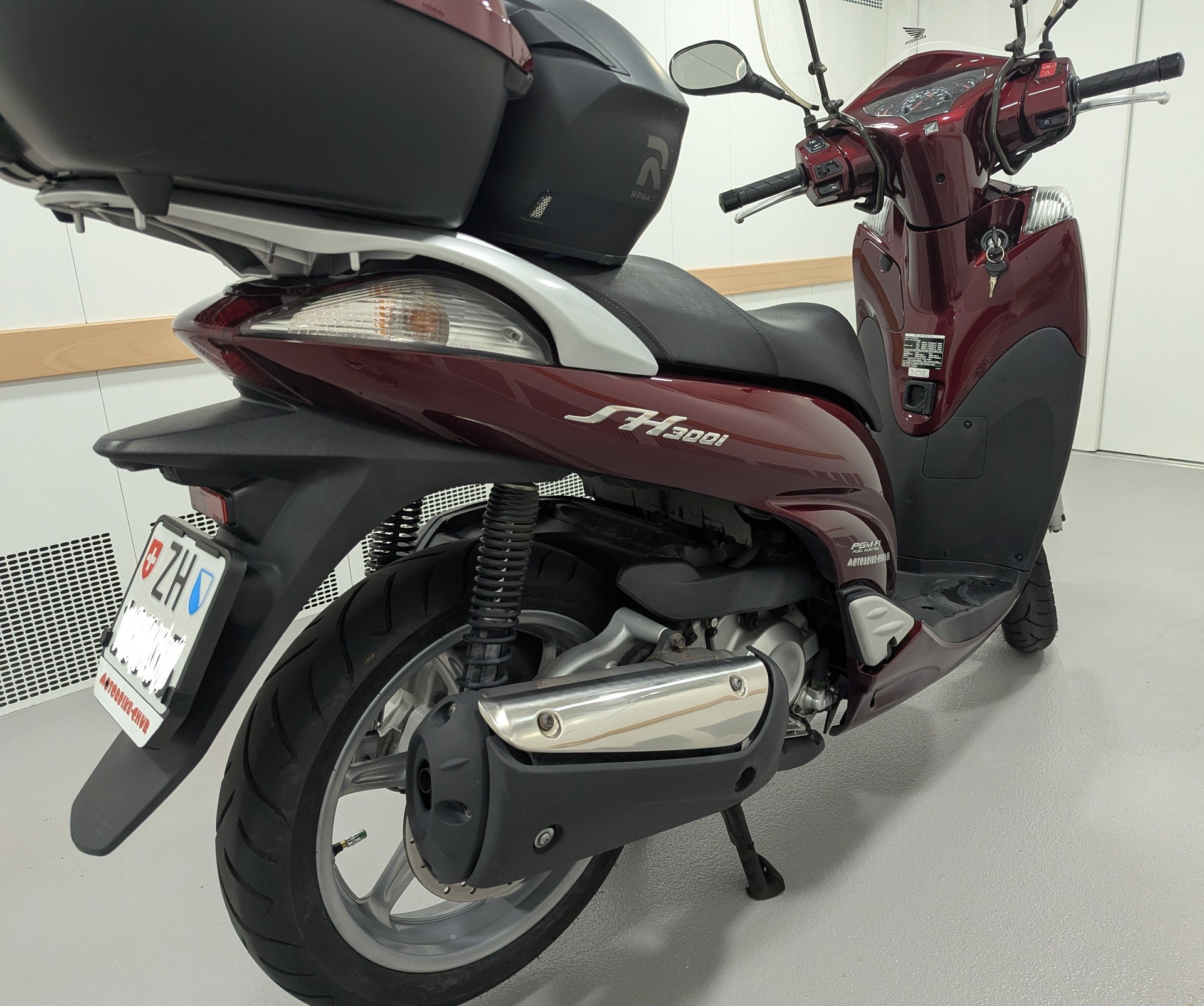 HONDA SH 300 i ABS-image-4
