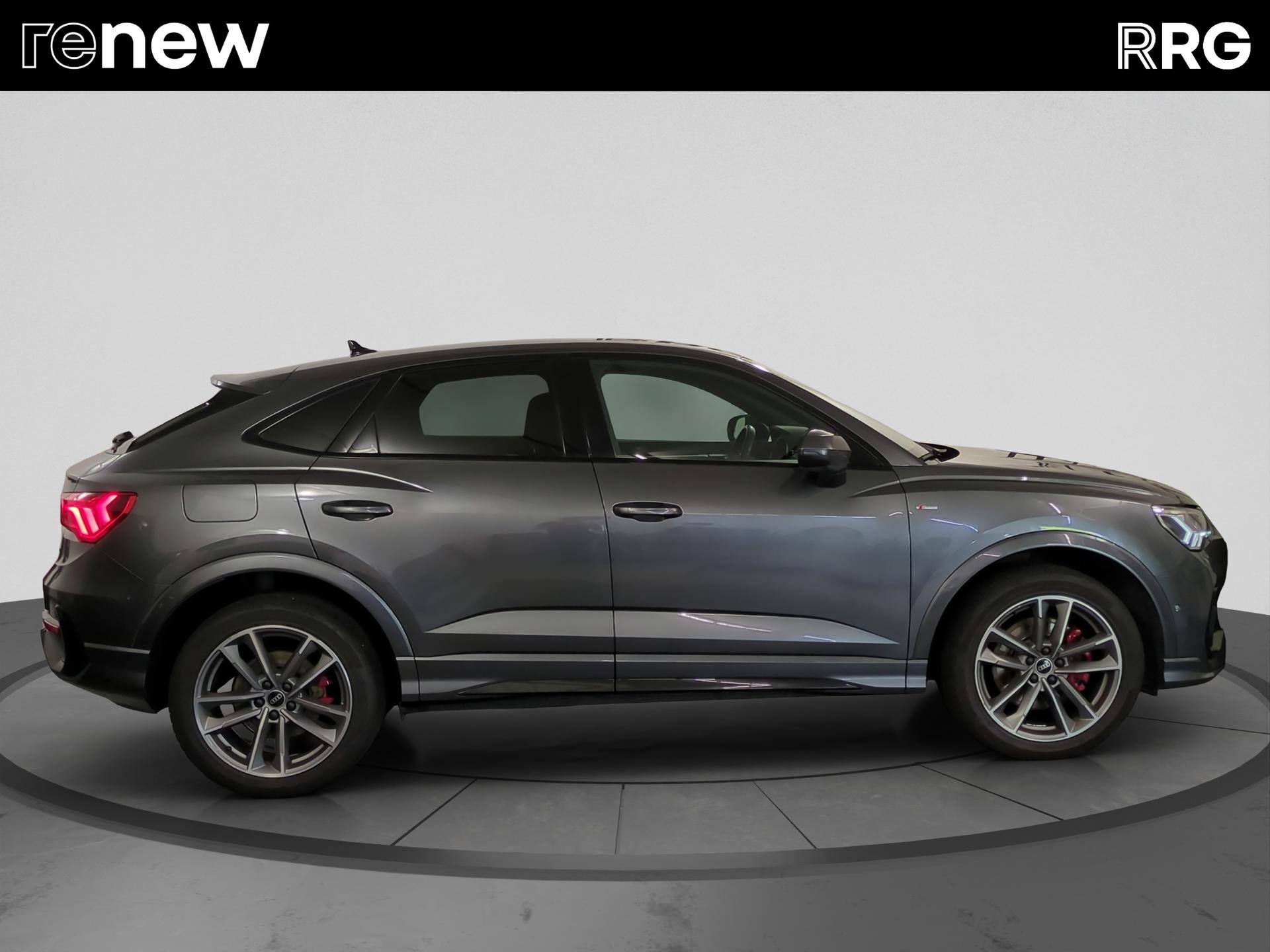 AUDI Q3 Sportback 45 TFSI S line quattro S-tronic-showroom-element-1