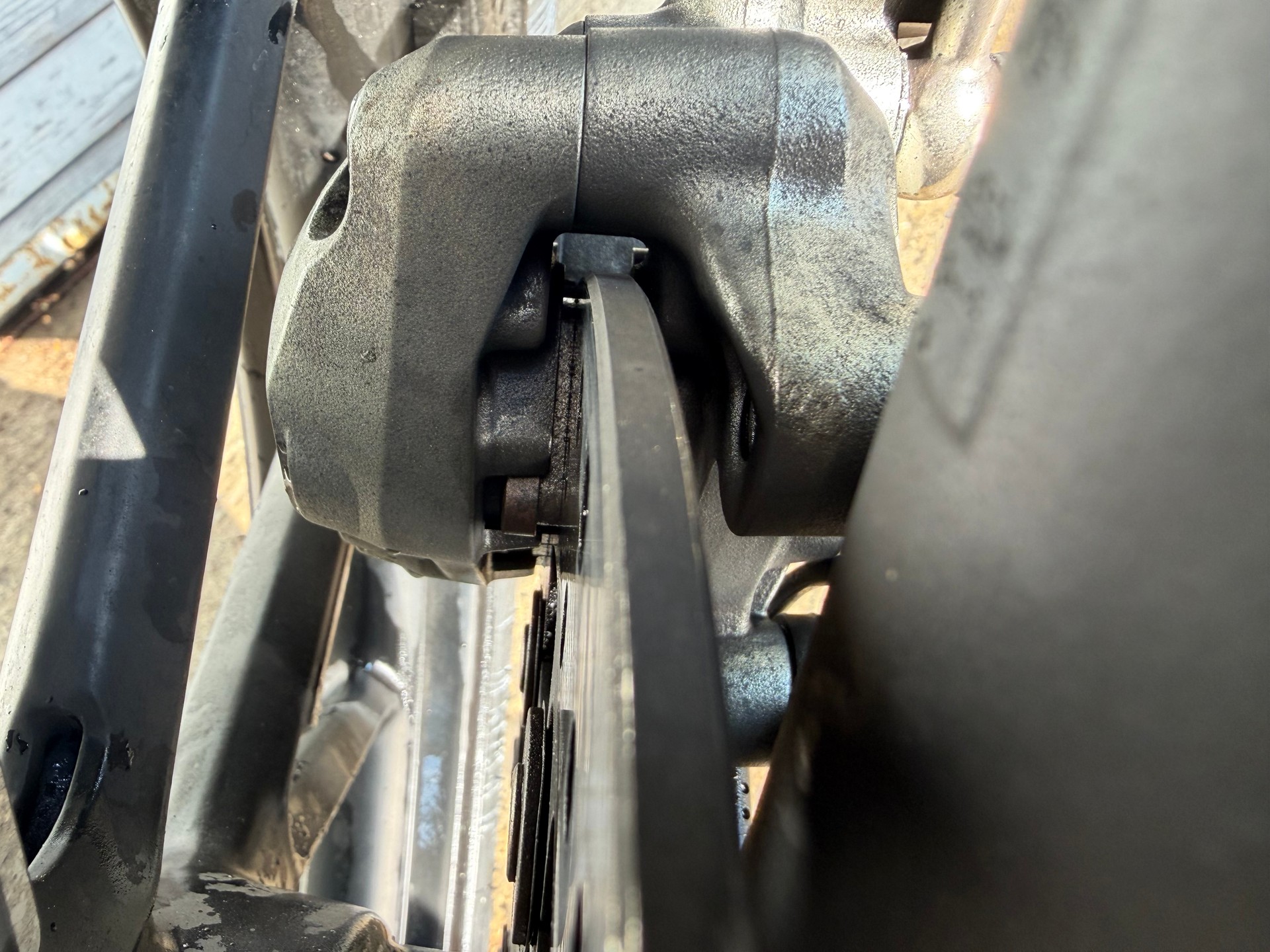 TRIUMPH Street Twin 900 Special Edition-image-6