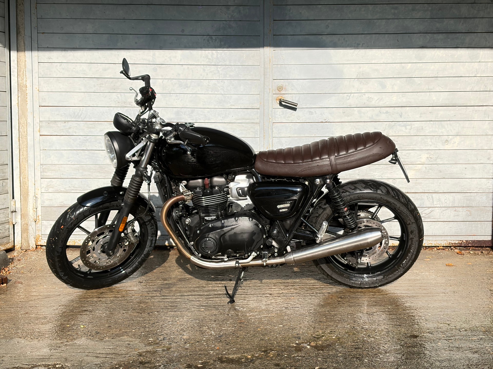 TRIUMPH Street Twin 900 Special Edition-image-0