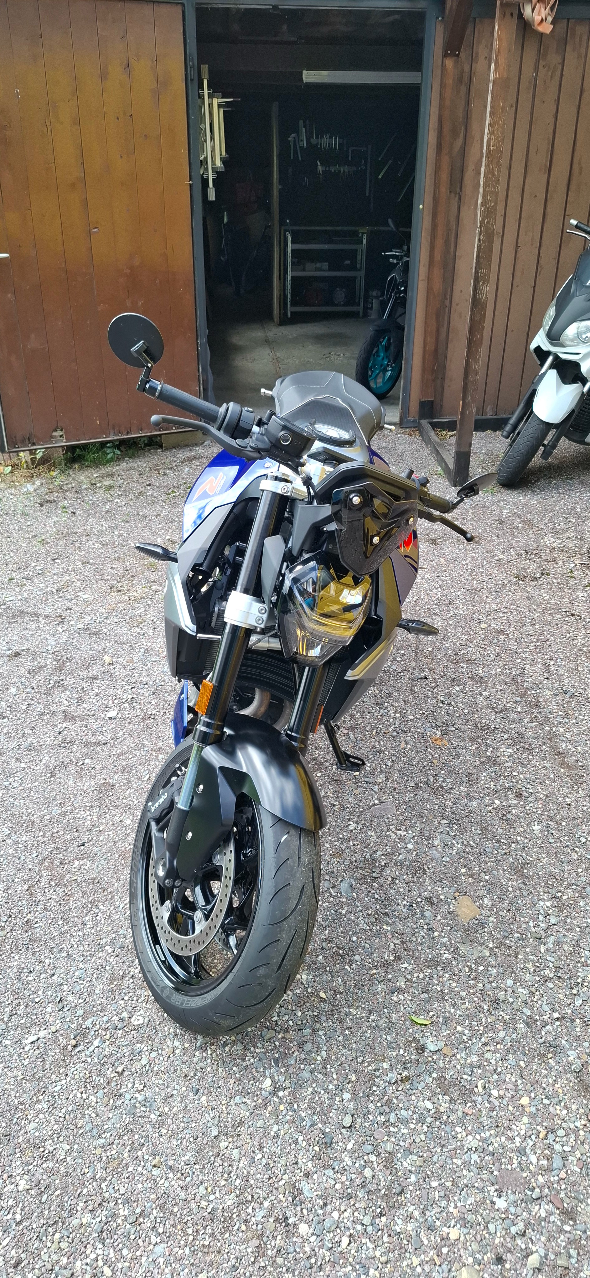 BMW F 900 R A2 (35kW) ABS-image-6