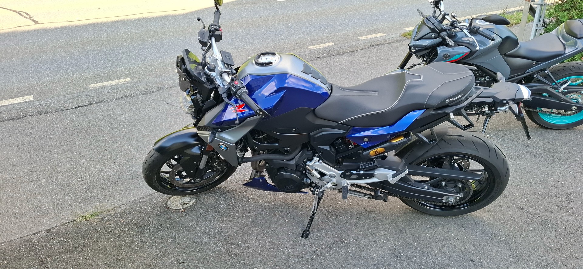 BMW F 900 R A2 (35kW) ABS-image-1