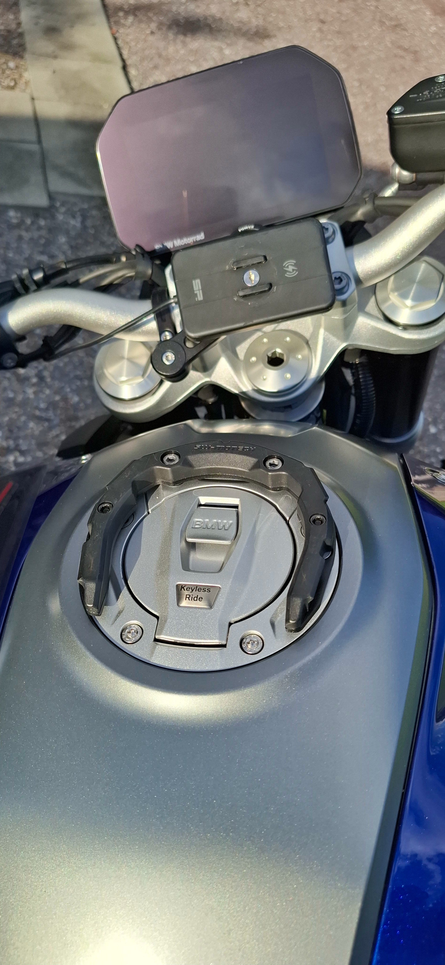 BMW F 900 R A2 (35kW) ABS-image-14