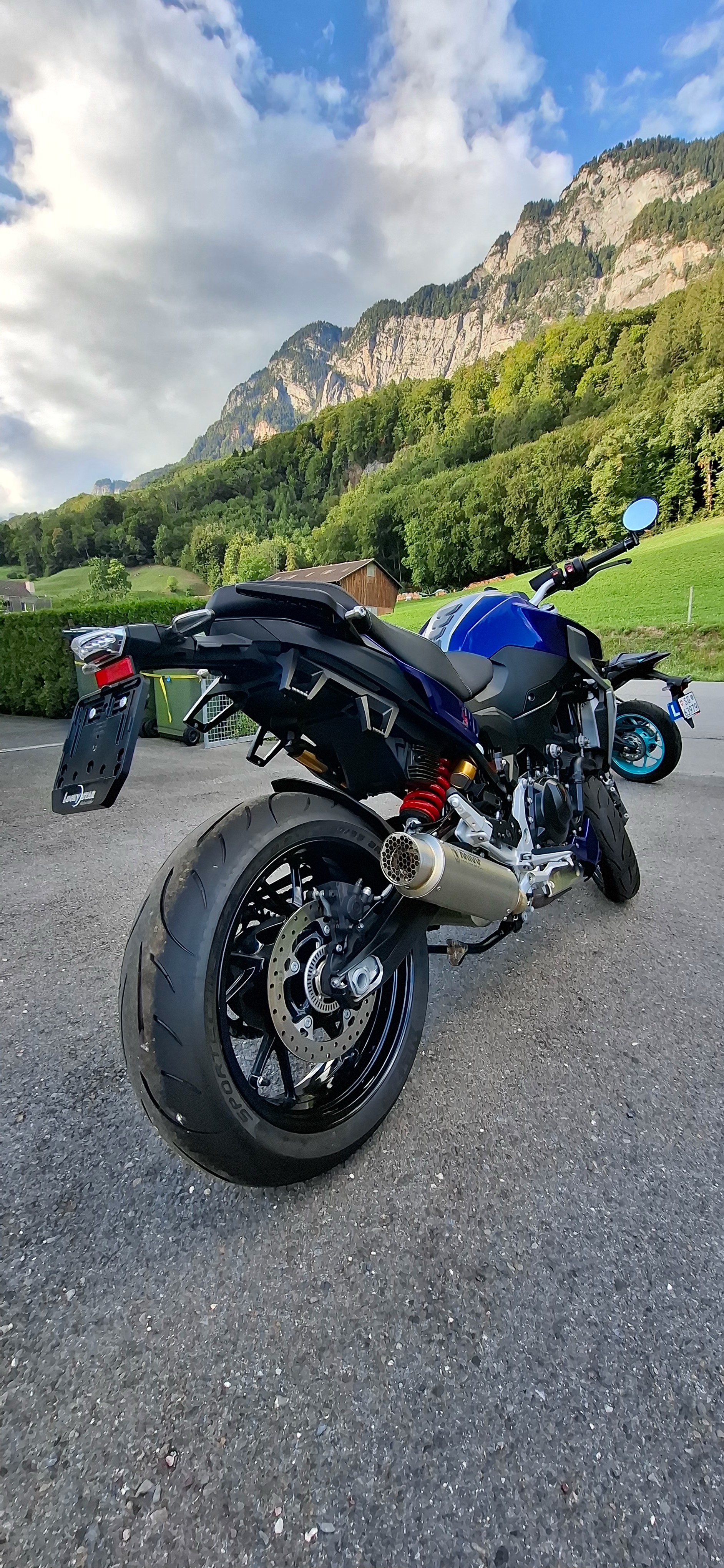BMW F 900 R A2 (35kW) ABS-image-3