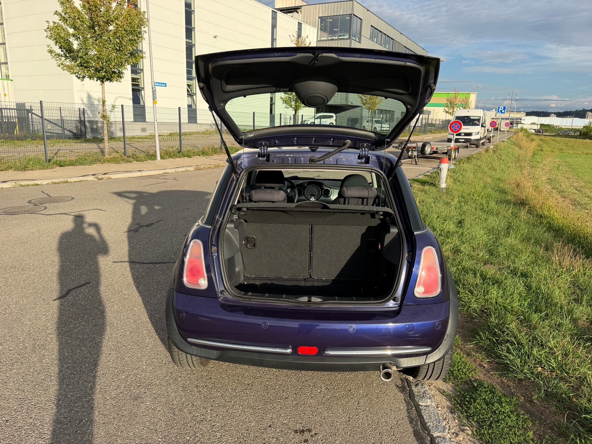 MINI One-image-10