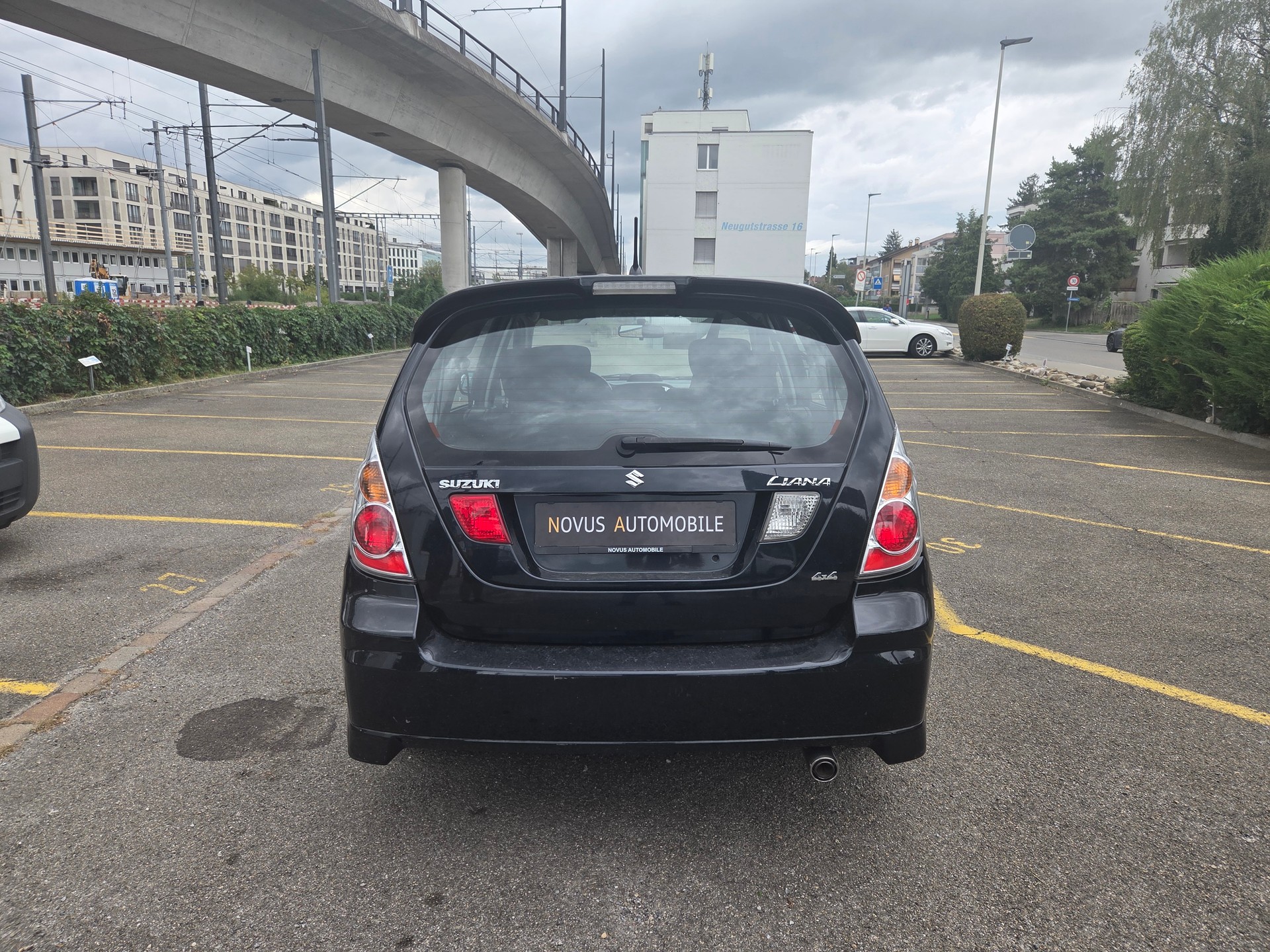 SUZUKI Liana 1.6 16V Sport Limited Edition 4WD Automatic-showroom-element-3