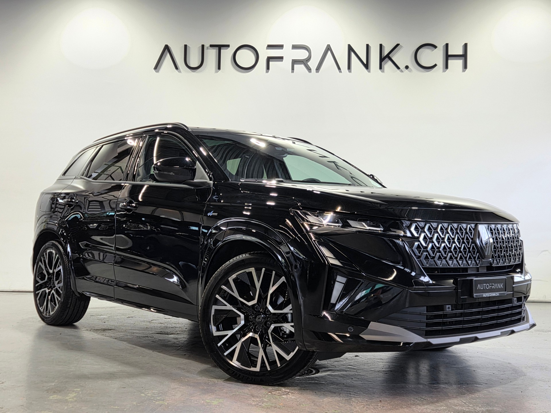 RENAULT Austral 1.2 E-Tech esprit Alpine-showroom-element-3