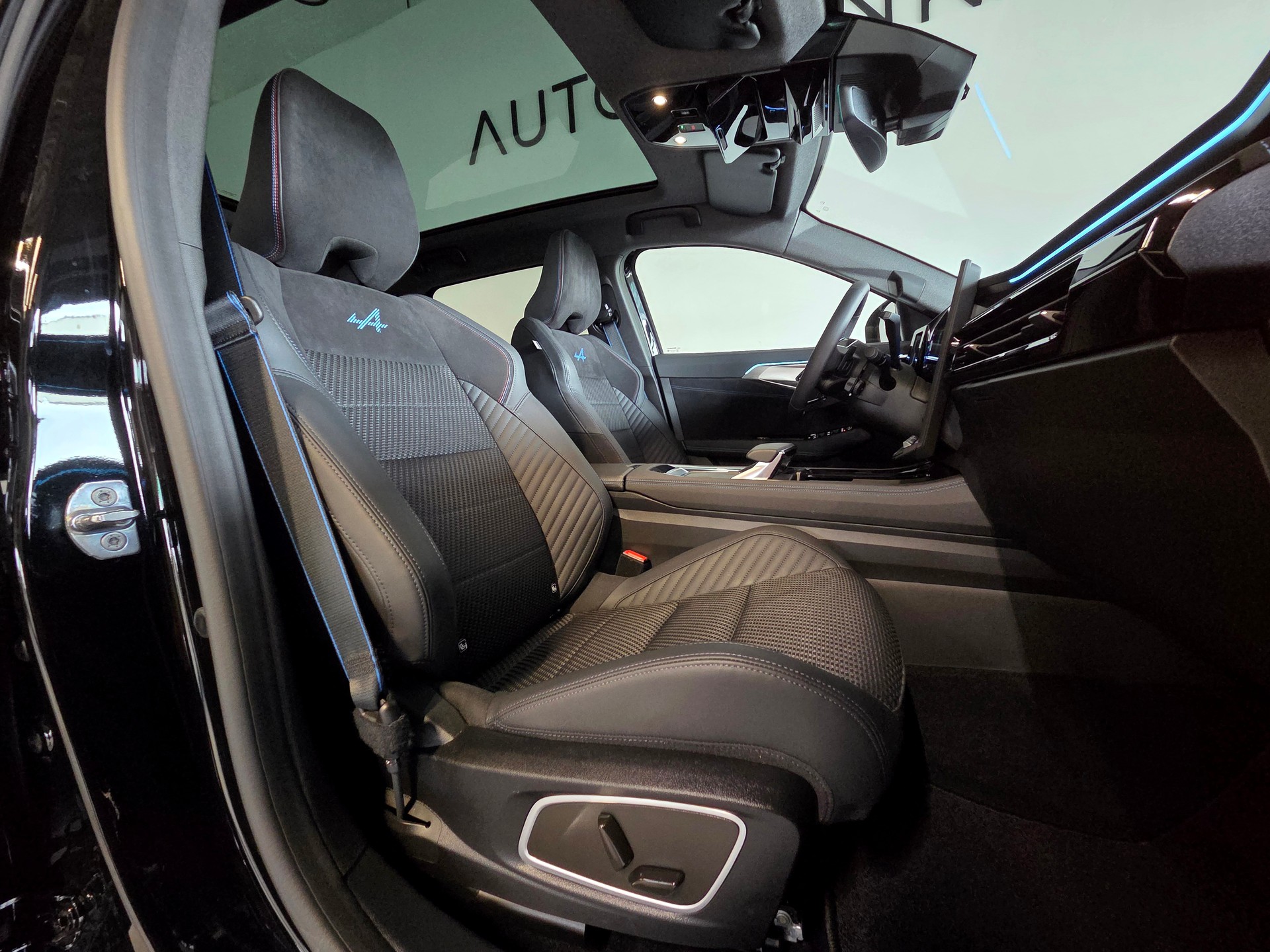 RENAULT Austral 1.2 E-Tech esprit Alpine-image-10