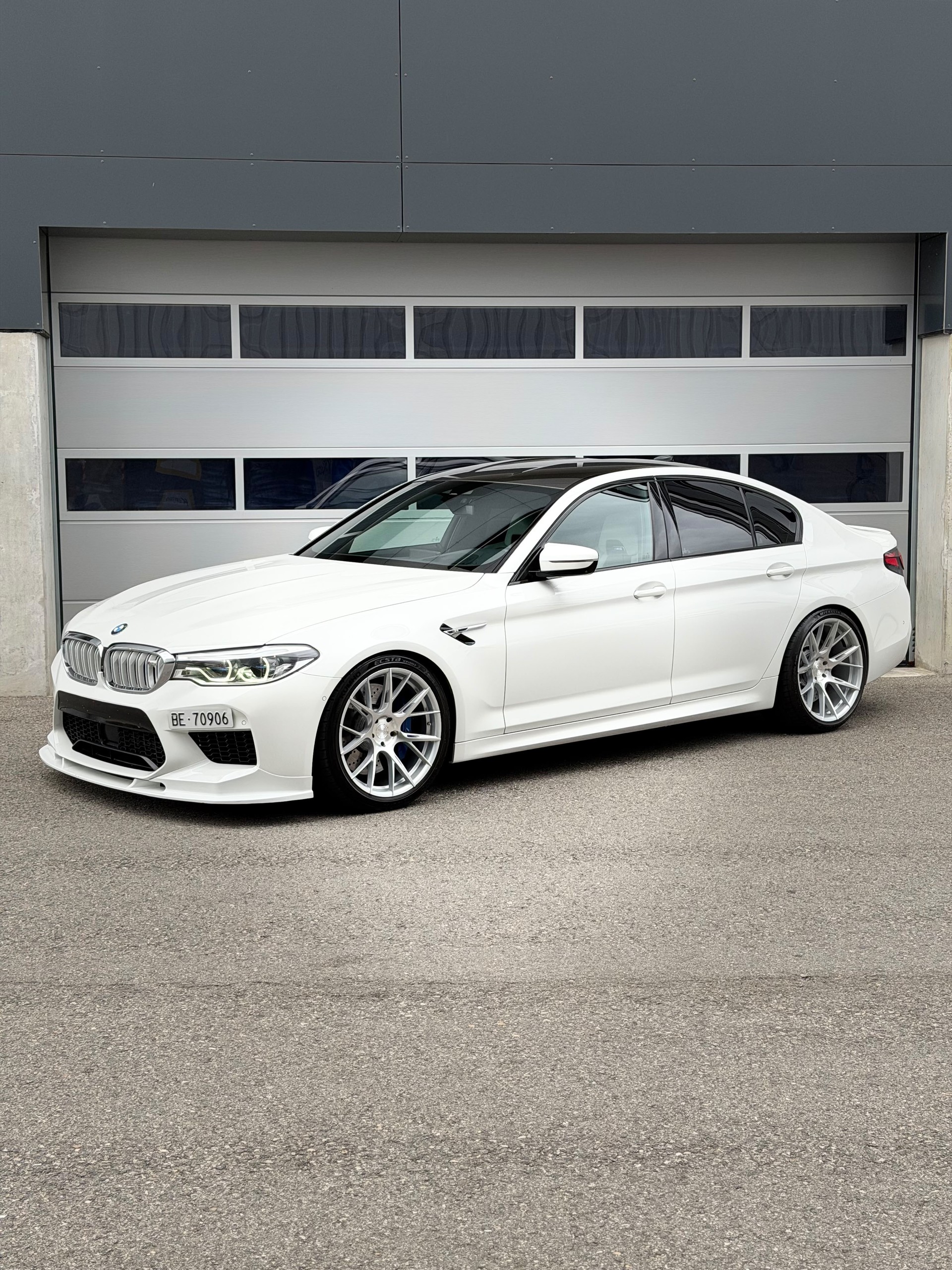 BMW M5 xDrive