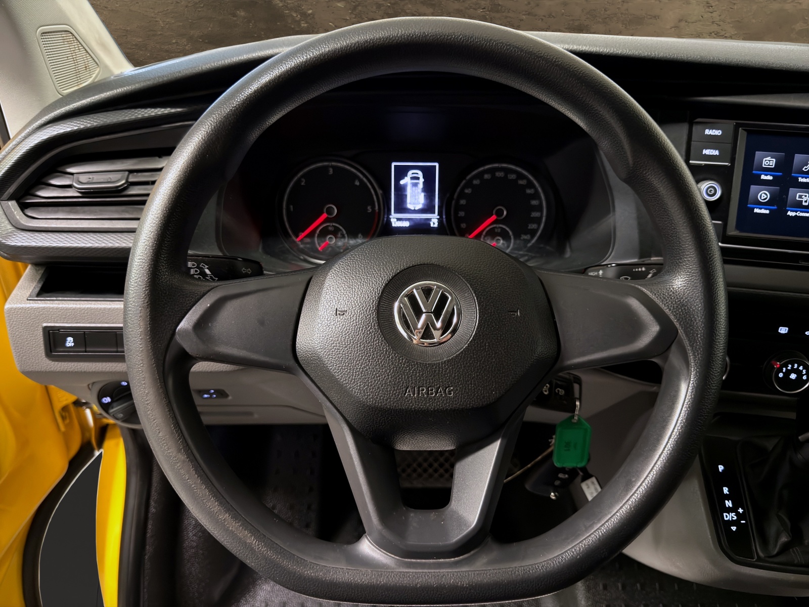 VW T6.1 2.0 TDI DSG-image-13