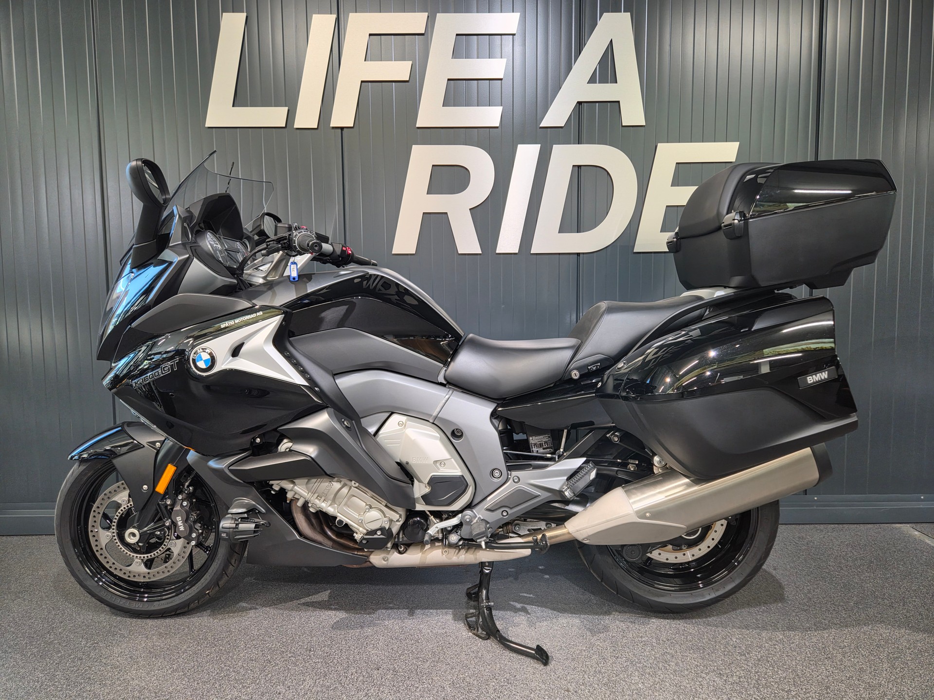 BMW K 1600 GT-image-2