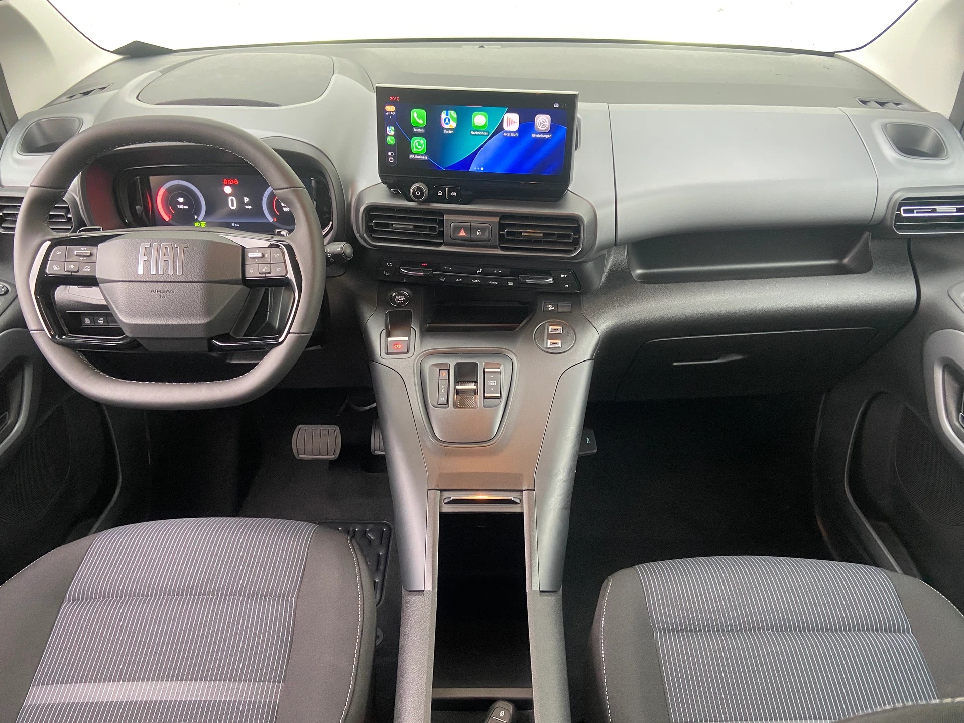 FIAT Qubo L 1.5 D La Prima 7-Sitzer-showroom-element-3