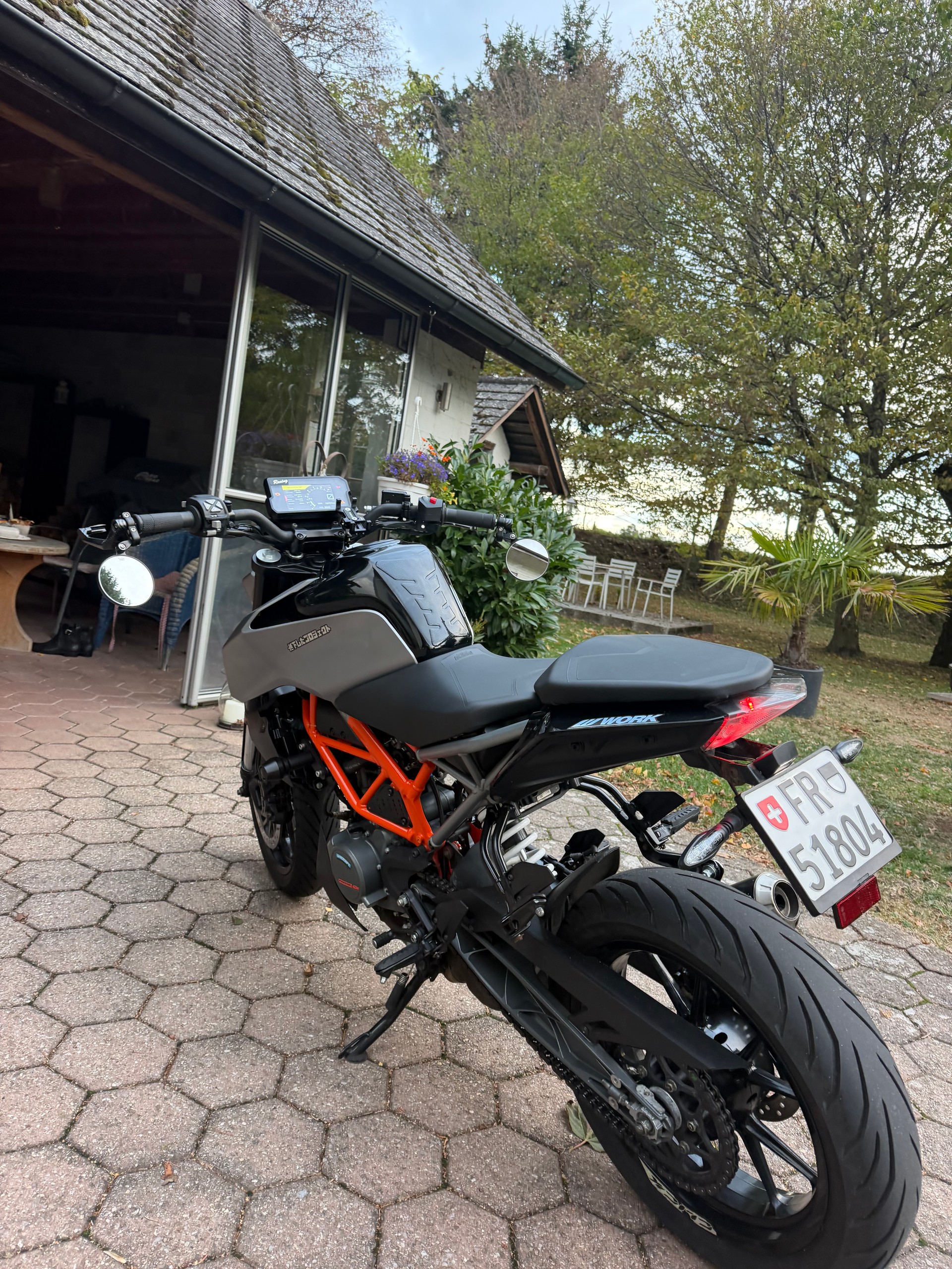 KTM 125 Duke-image-3